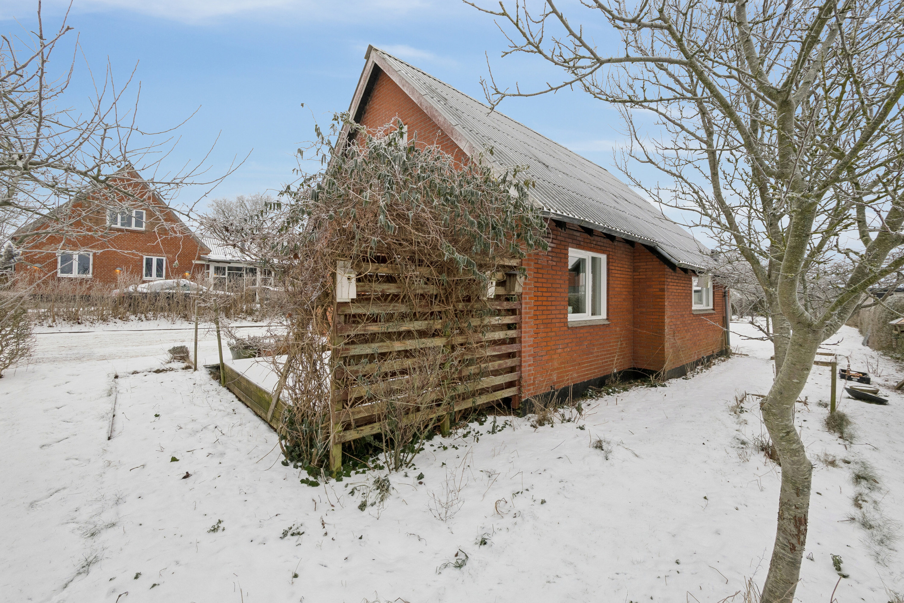 Fremhævet set fra haven billede i fuldskærmstilstand. Billede af Vandhøjvej 20, 7752 Snedsted