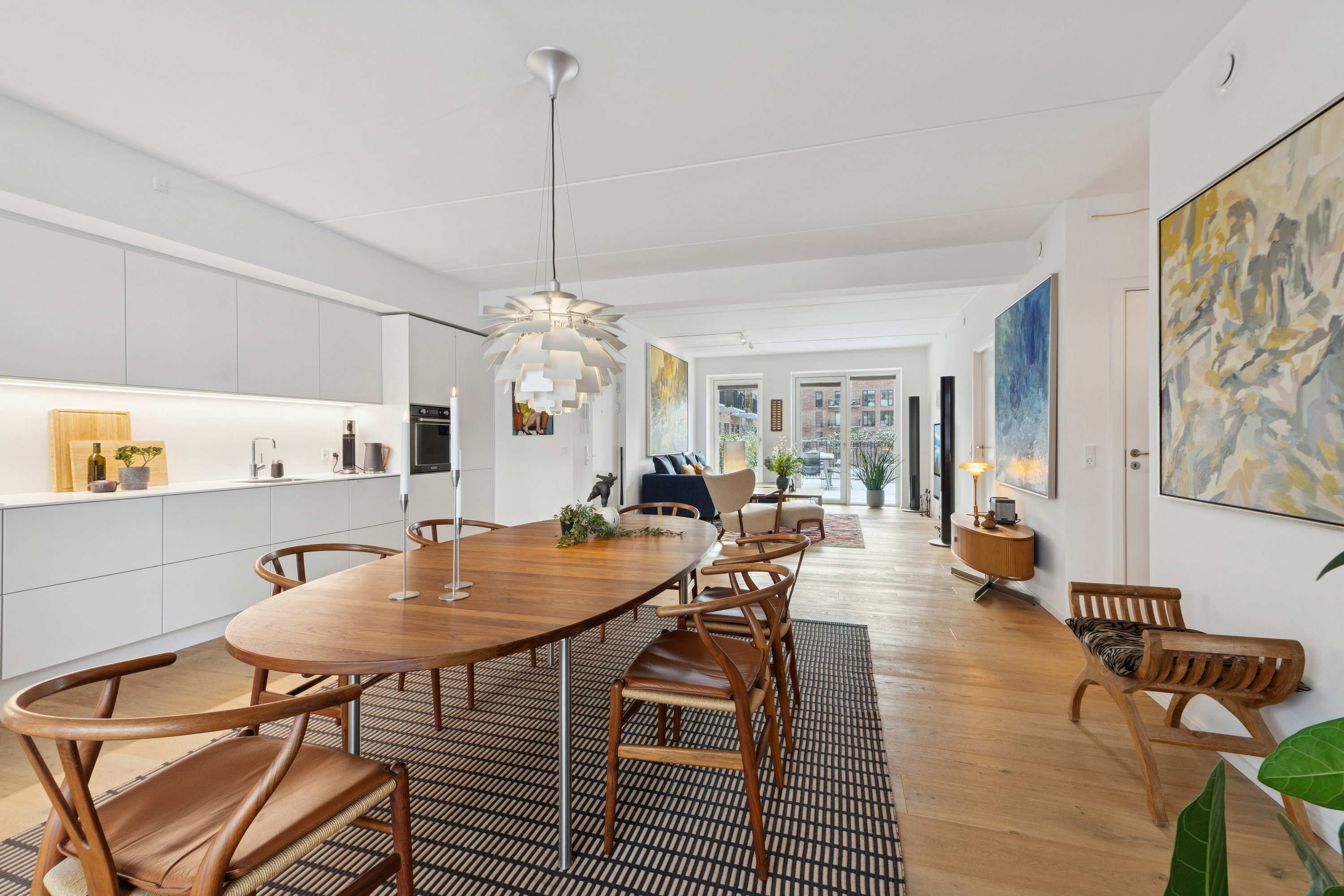 Fremhævet spisestue billede i fuldskærmstilstand. Billede af Islands Brygge 40, 1. tv., 2300 København S