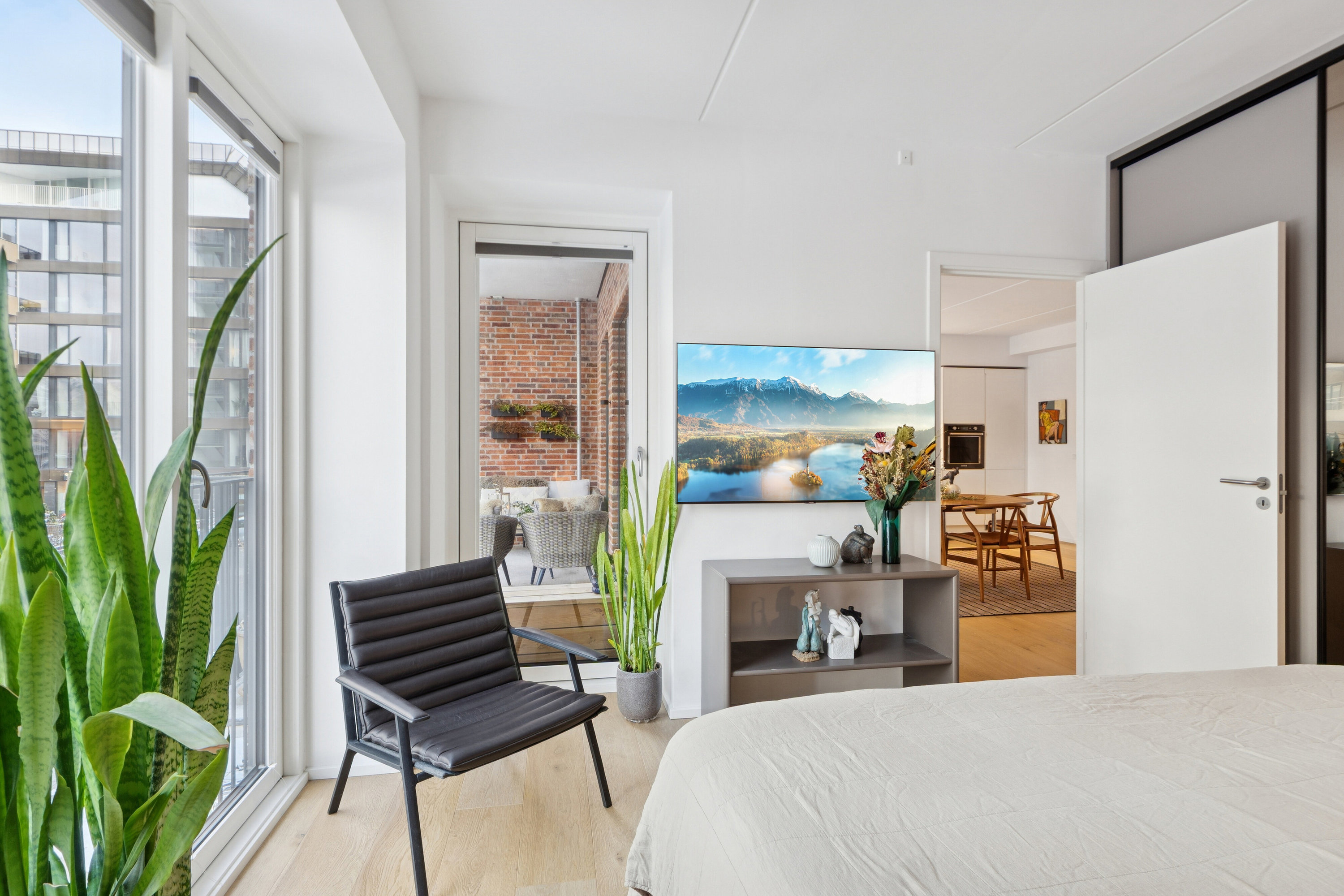 Fremhævet indendørs billede i fuldskærmstilstand. Billede af Islands Brygge 40, 1. tv., 2300 København S