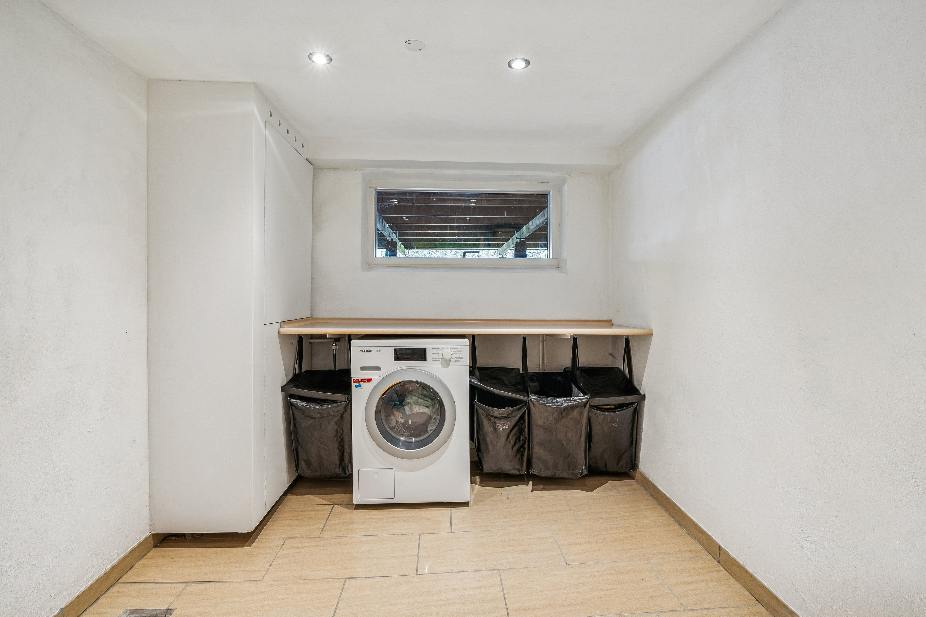 Fremhævet vaskerum billede i fuldskærmstilstand. Billede af Rolsøvej 18, 8240 Risskov