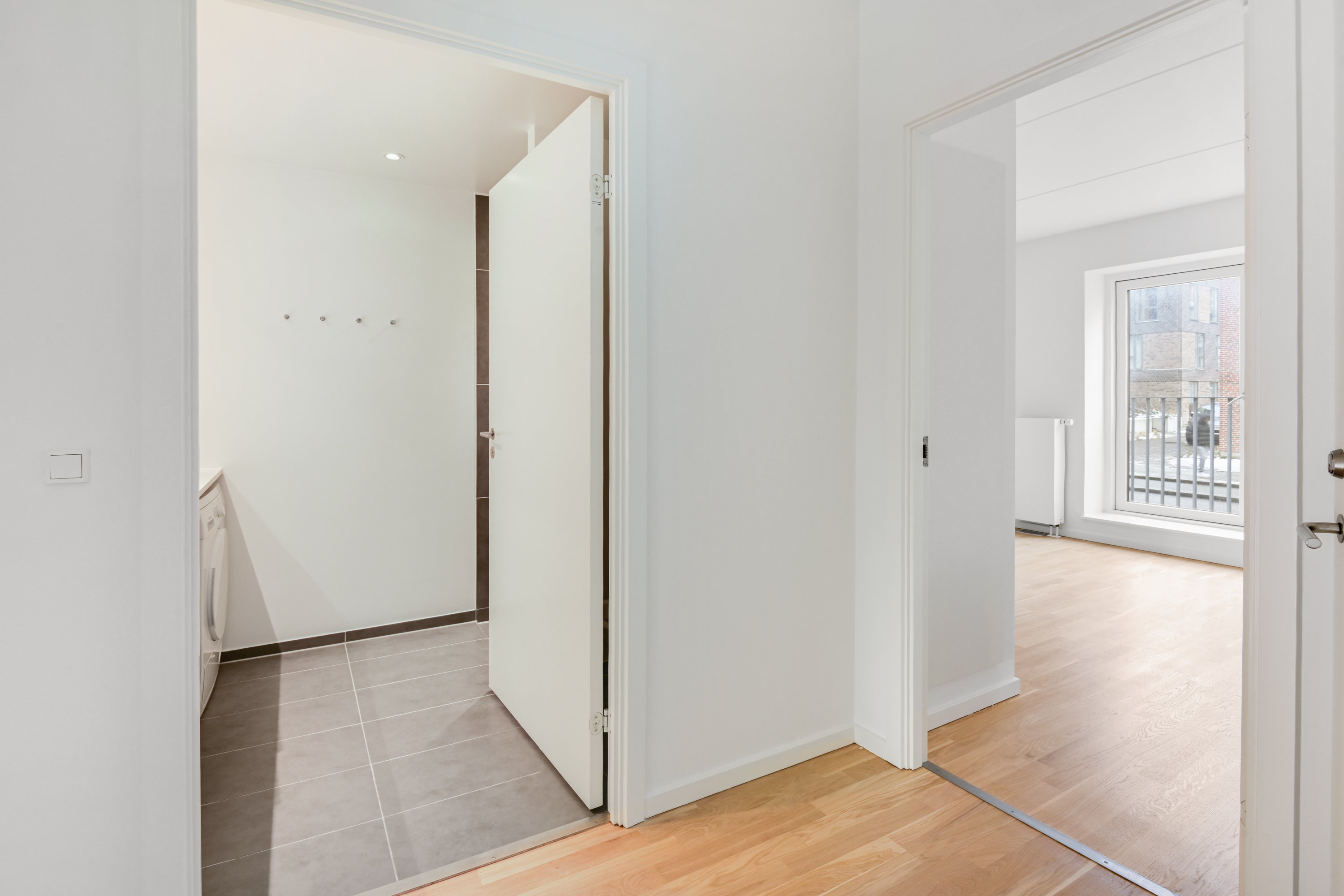 Fremhævet andet billede i fuldskærmstilstand. Billede af C.F. Møllers Allé 98, st.. th., 2300 København S