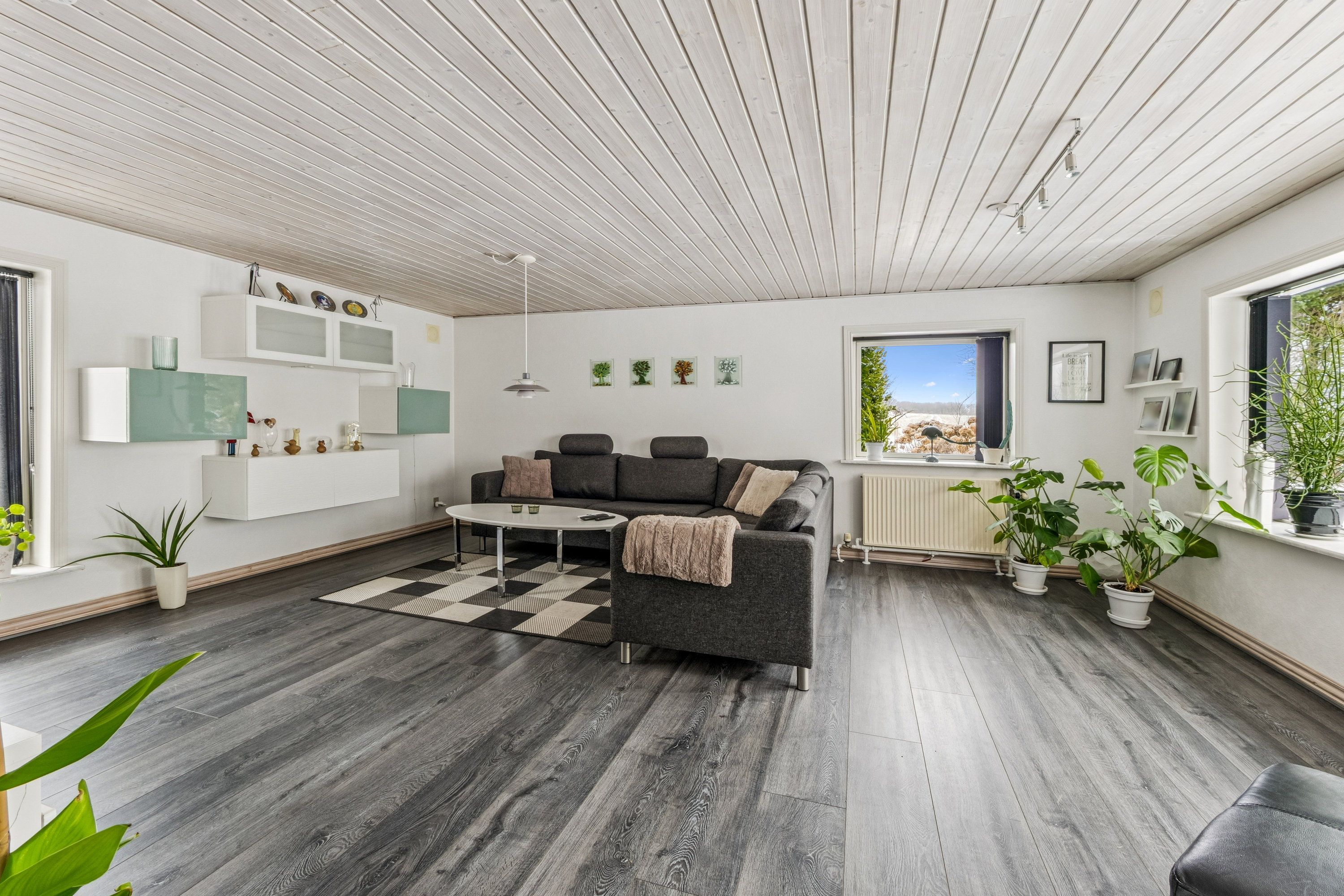 Fremhævet stue billede i fuldskærmstilstand. Billede af Birkkærvej 3, Rakkeby, 7900 Nykøbing M