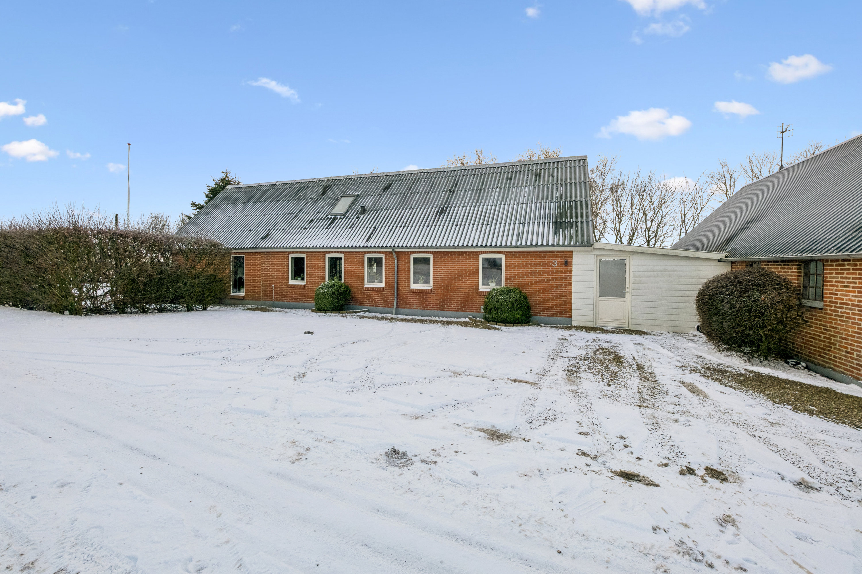 Fremhævet ejendommen billede i fuldskærmstilstand. Billede af Birkkærvej 3, Rakkeby, 7900 Nykøbing M