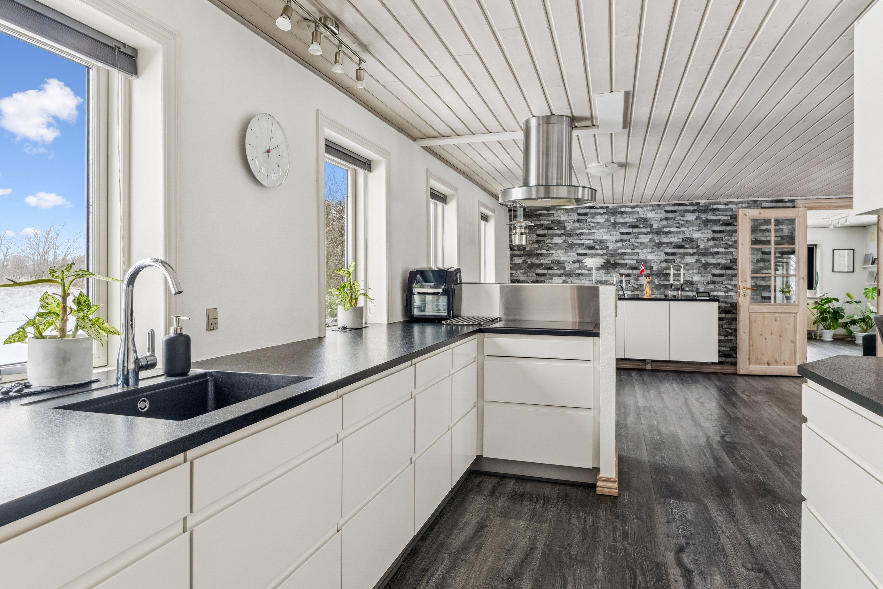 Fremhævet køkken billede i fuldskærmstilstand. Billede af Birkkærvej 3, Rakkeby, 7900 Nykøbing M