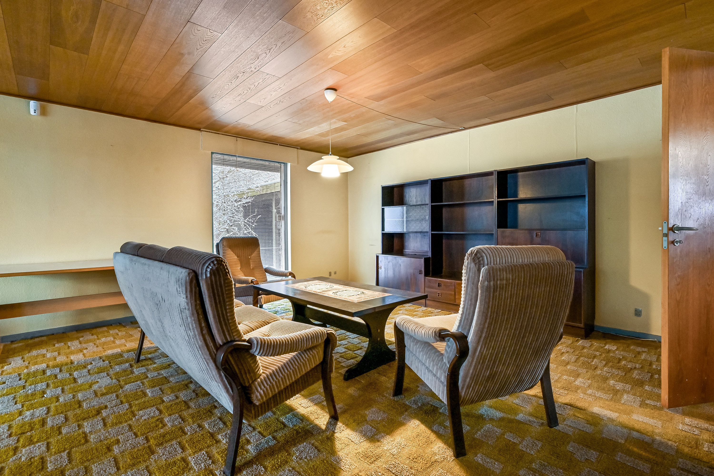 Fremhævet stue billede i fuldskærmstilstand. Billede af Gudenåvej 84, 7400 Herning