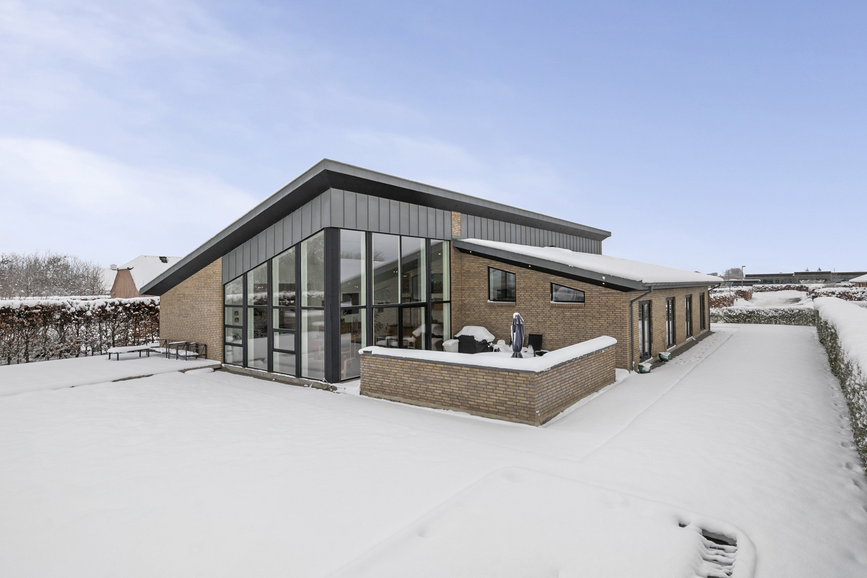 Miniaturebillede 1: facade. Billede af Torngårdsallé 9, 9440 Aabybro