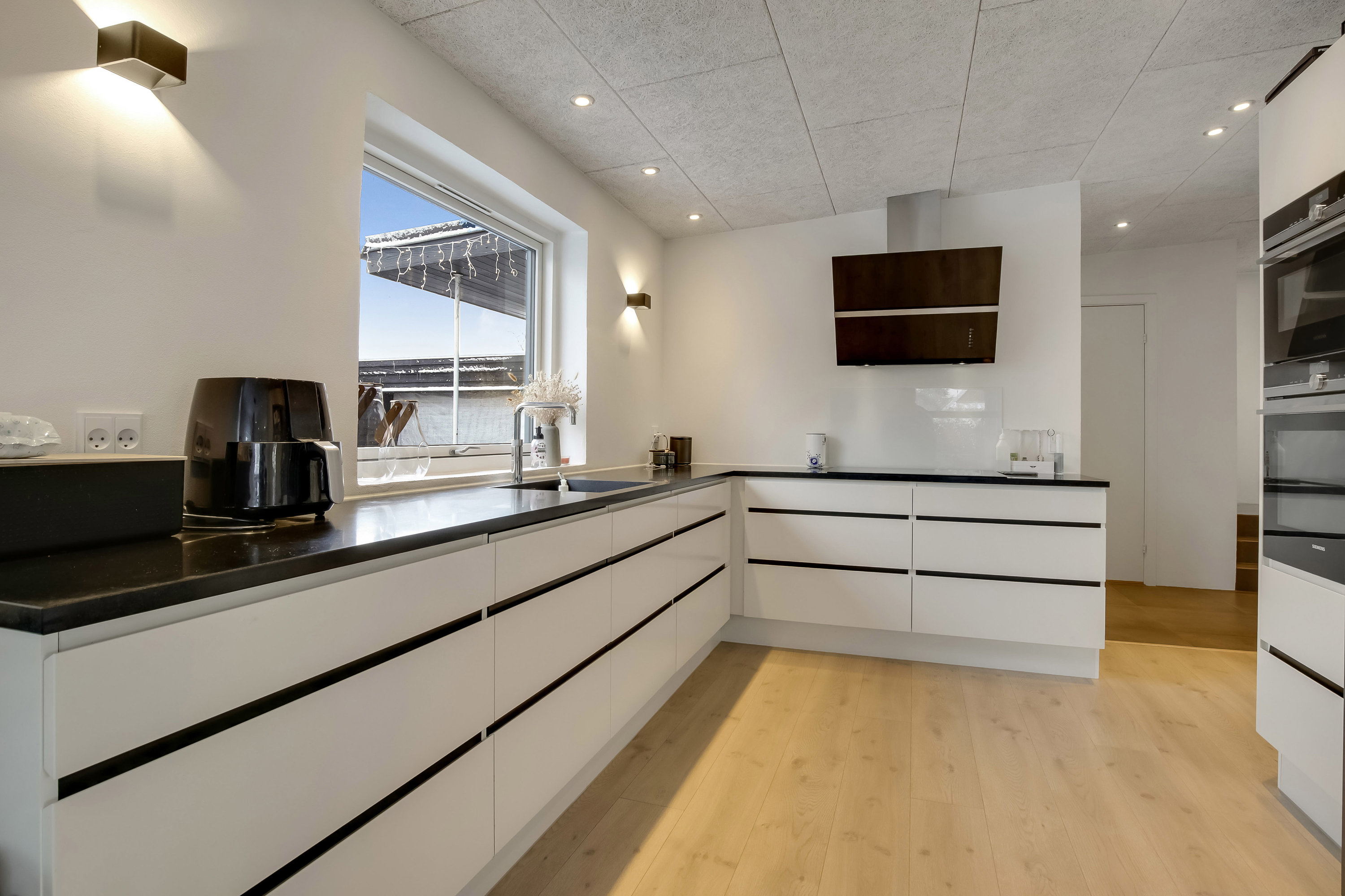 Fremhævet  billede i fuldskærmstilstand. Billede af Østervej 12A, 8544 Mørke