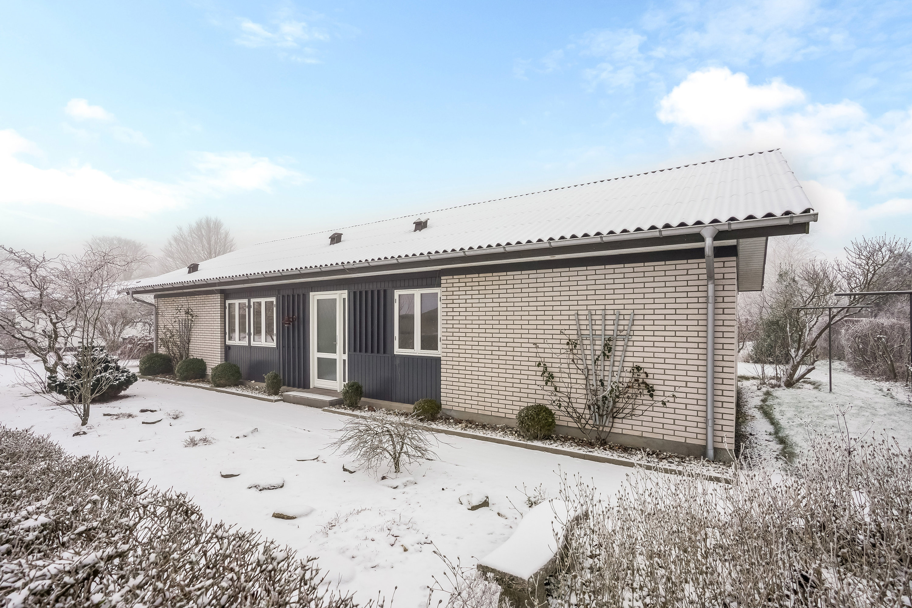 Fremhævet ejendommen billede i fuldskærmstilstand. Billede af Egevænget 108, 7190 Billund