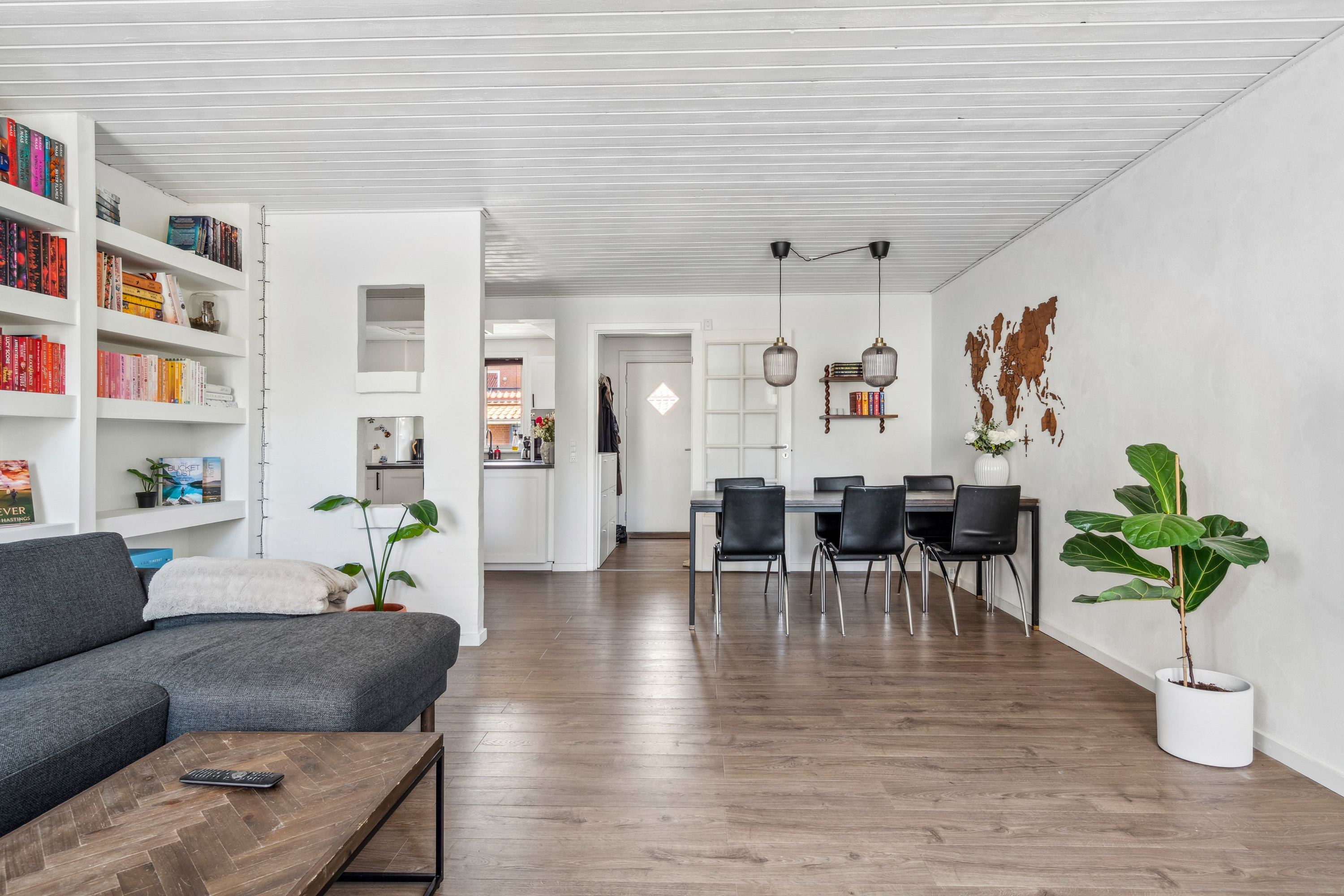 Fremhævet stue billede i fuldskærmstilstand. Billede af Dronningensgade 25A, 9800 Hjørring