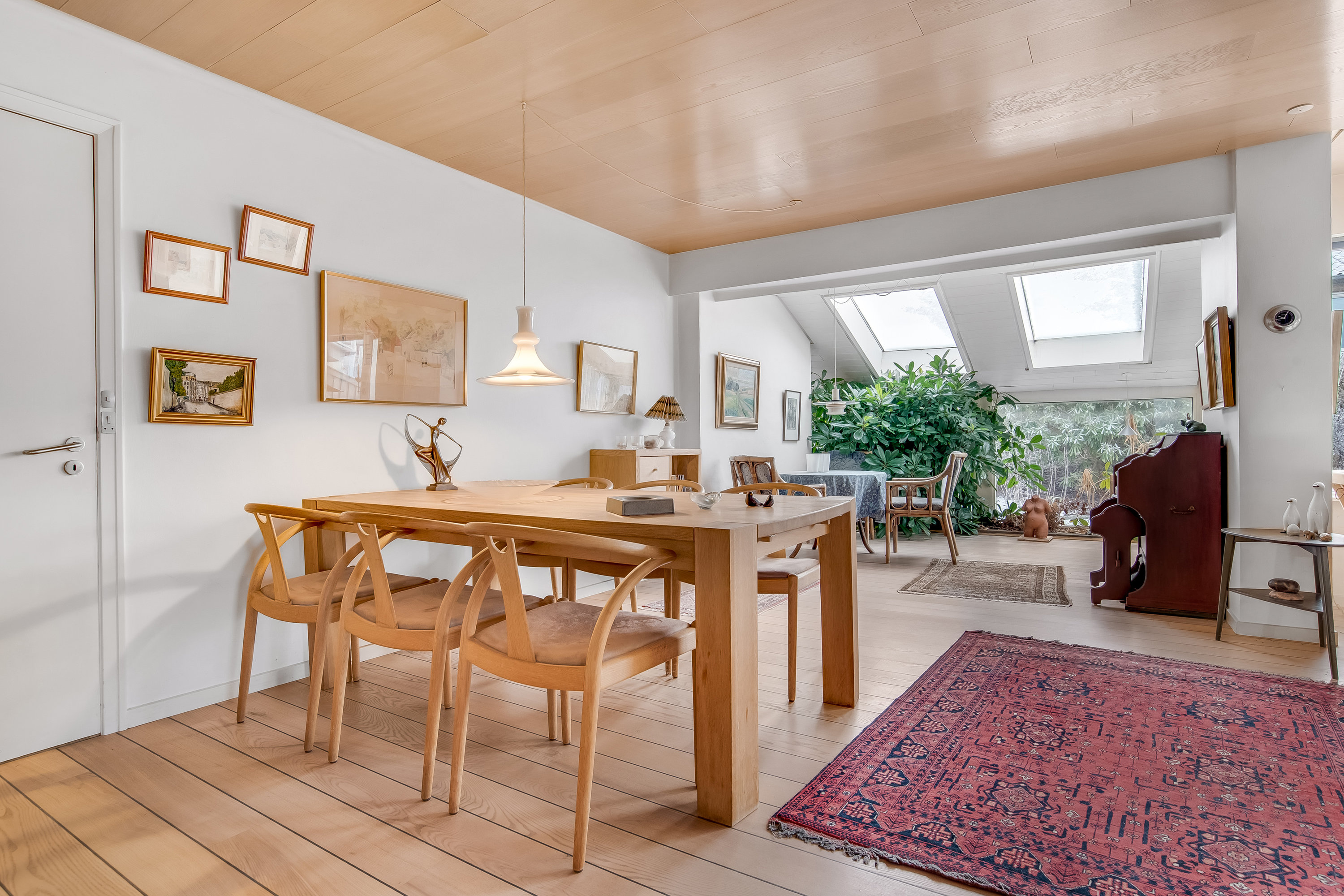 Fremhævet stue billede i fuldskærmstilstand. Billede af Søbakken 5, 7620 Lemvig