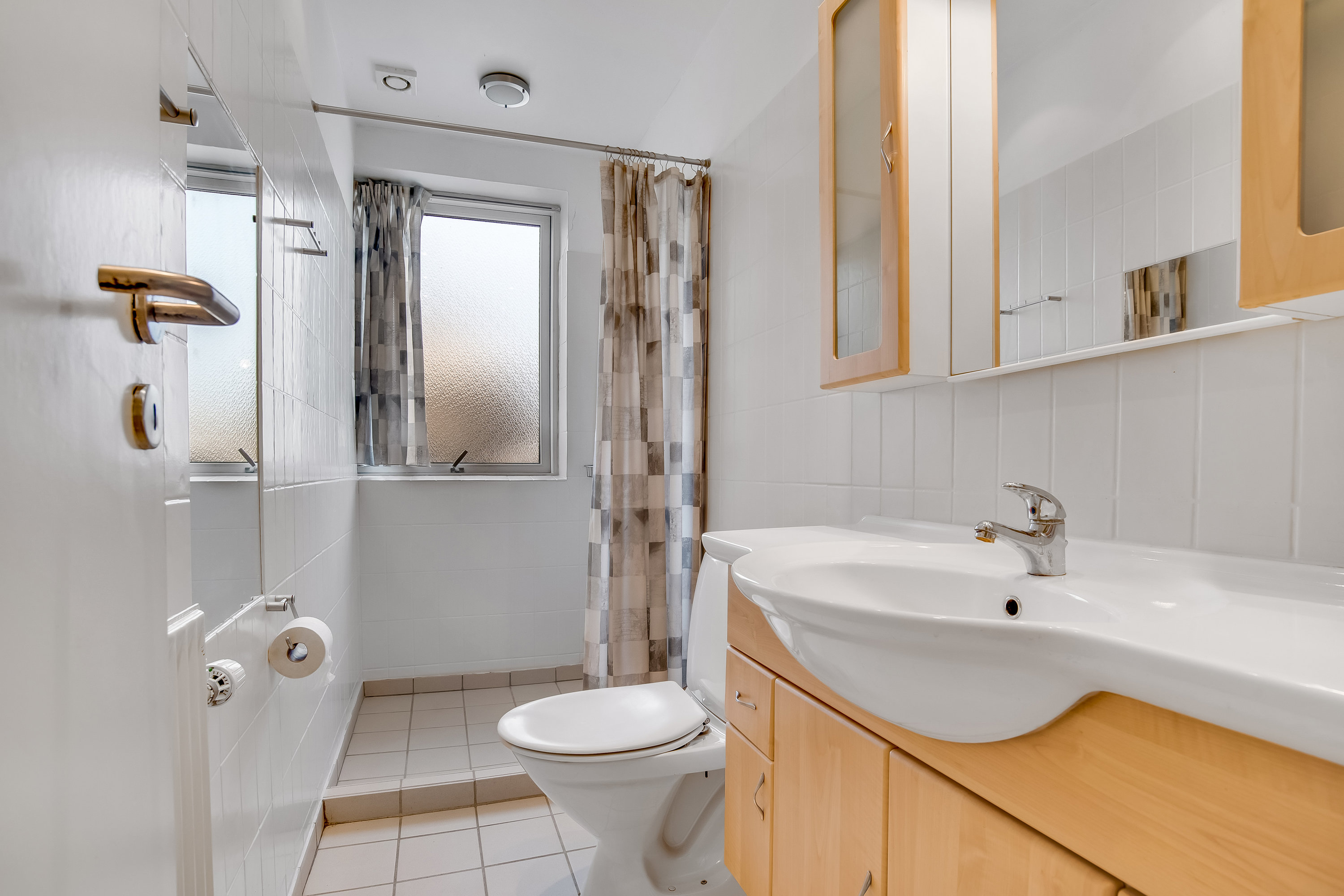 Fremhævet badeværelse billede i fuldskærmstilstand. Billede af Søbakken 5, 7620 Lemvig