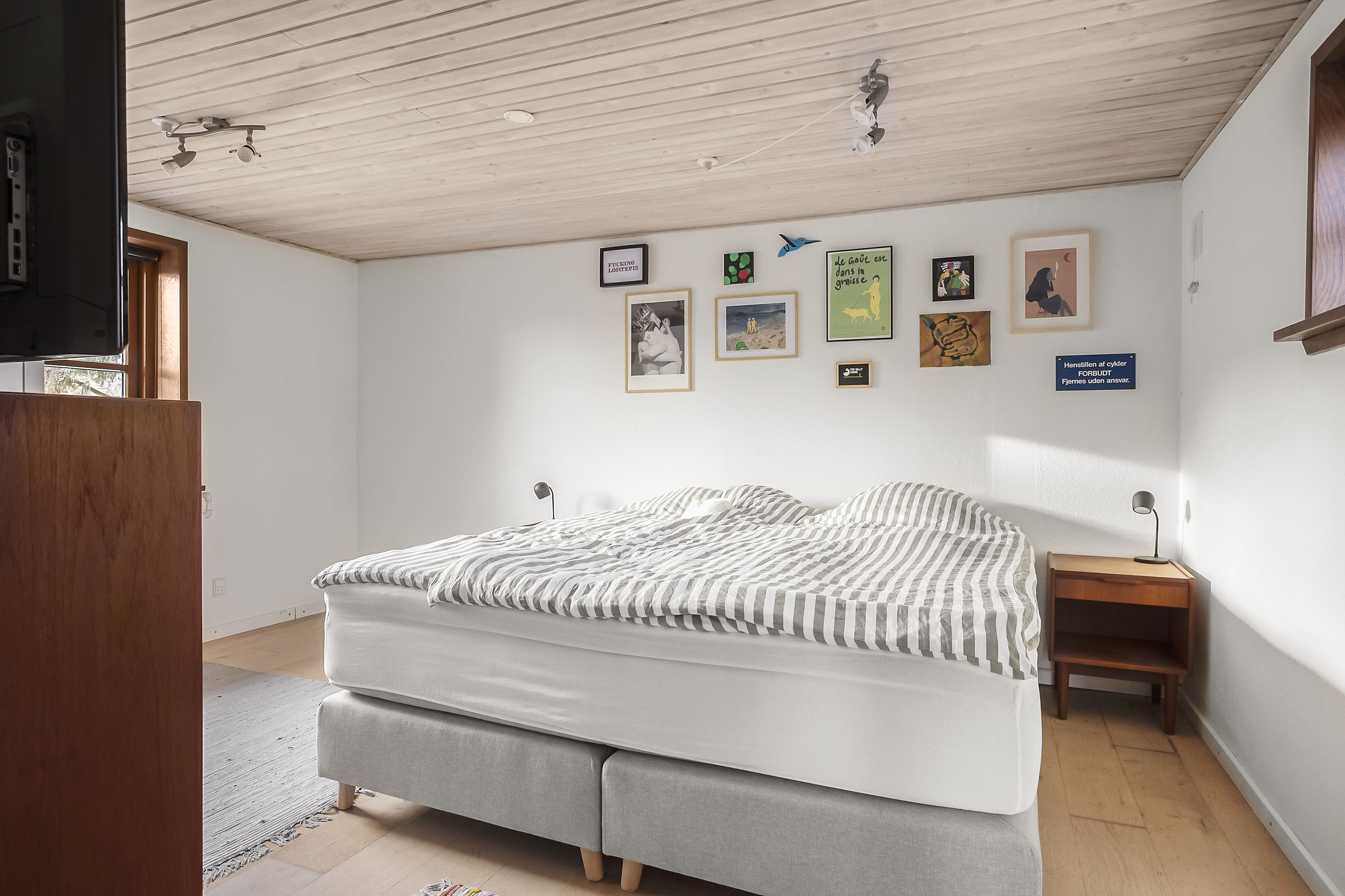 Fremhævet soveværelse billede i fuldskærmstilstand. Billede af Tværgade 9, 6621 Gesten