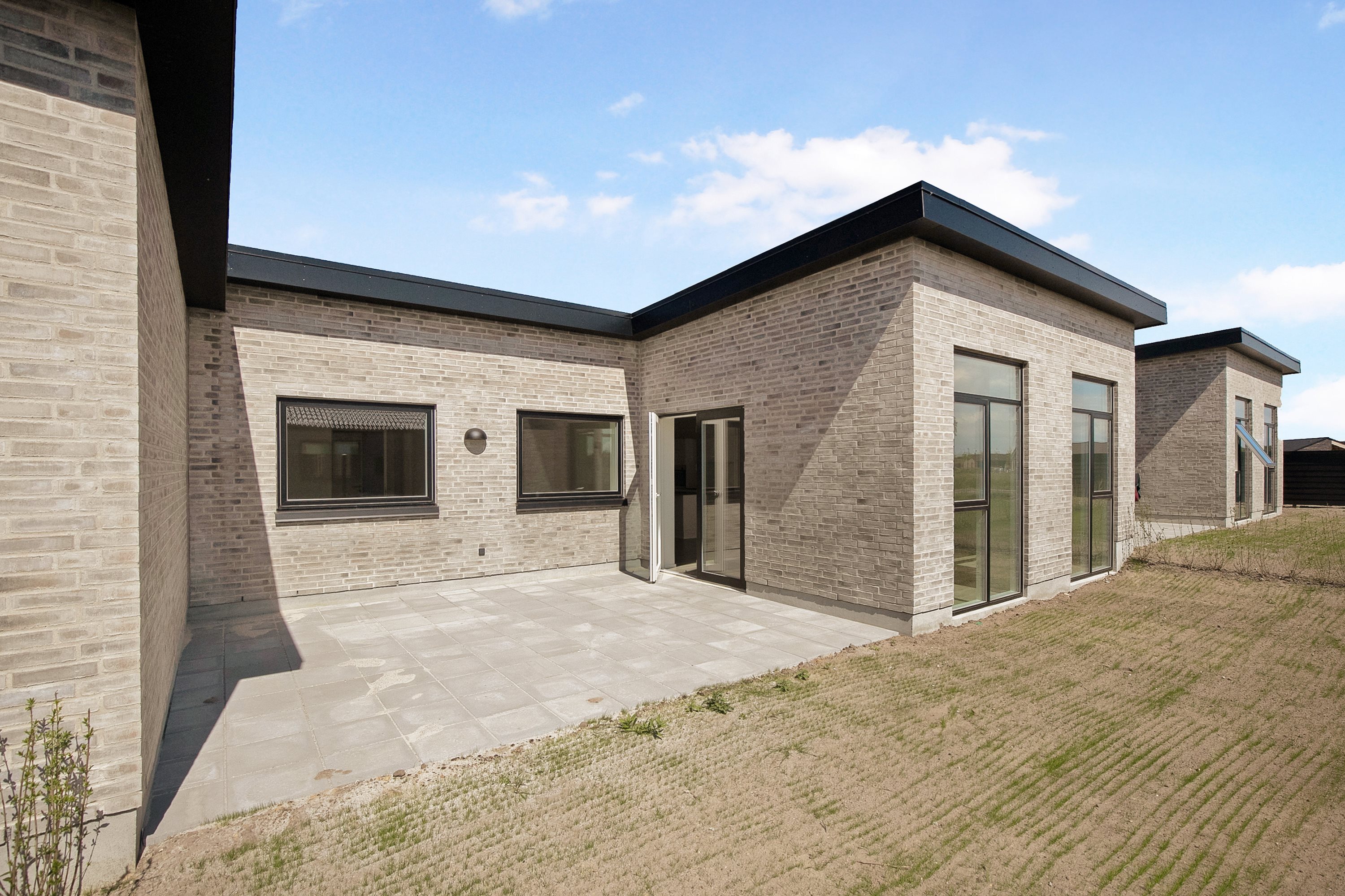 Fremhævet terrasse billede i fuldskærmstilstand. Billede af Hovensvej 31, 9440 Aabybro