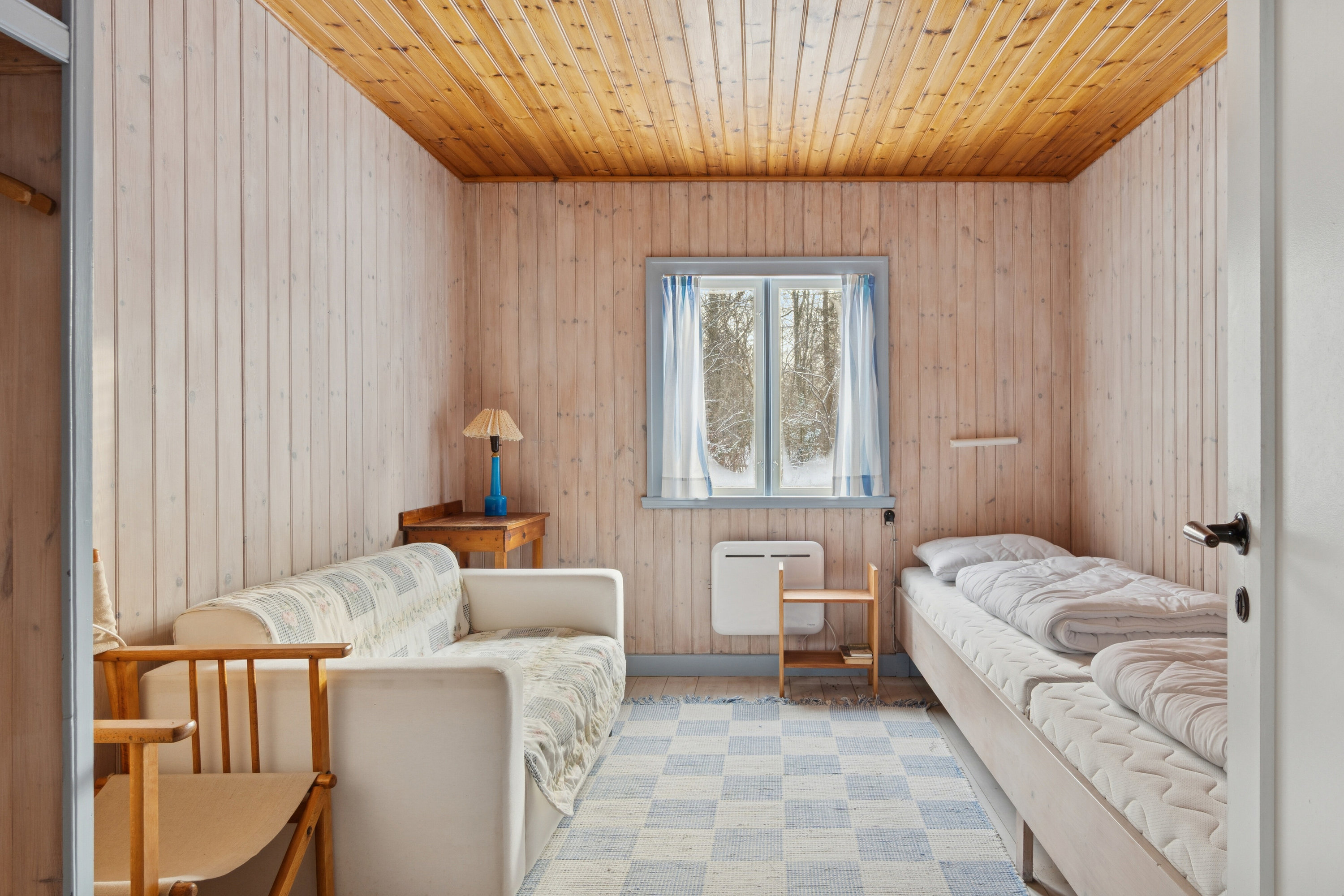 Fremhævet soveværelse billede i fuldskærmstilstand. Billede af Mejsevænget 1, 4581 Rørvig