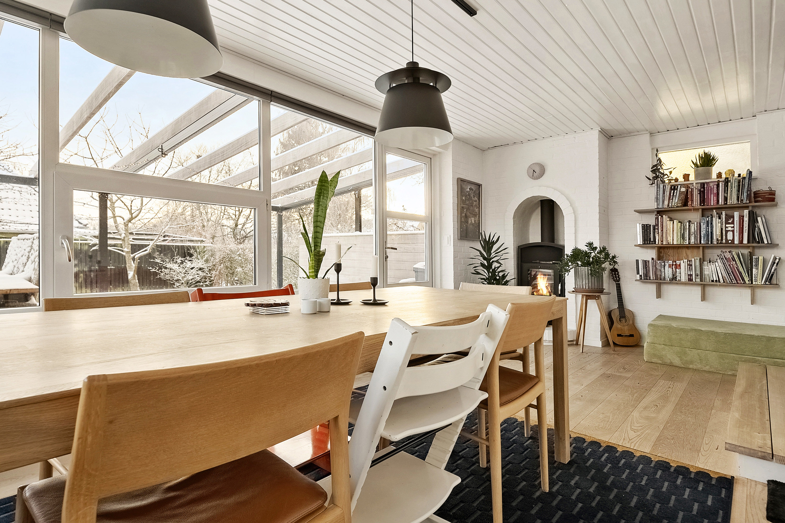 Fremhævet spisestue billede i fuldskærmstilstand. Billede af Bakkevænget 15, Risvangen, 8200 Aarhus N