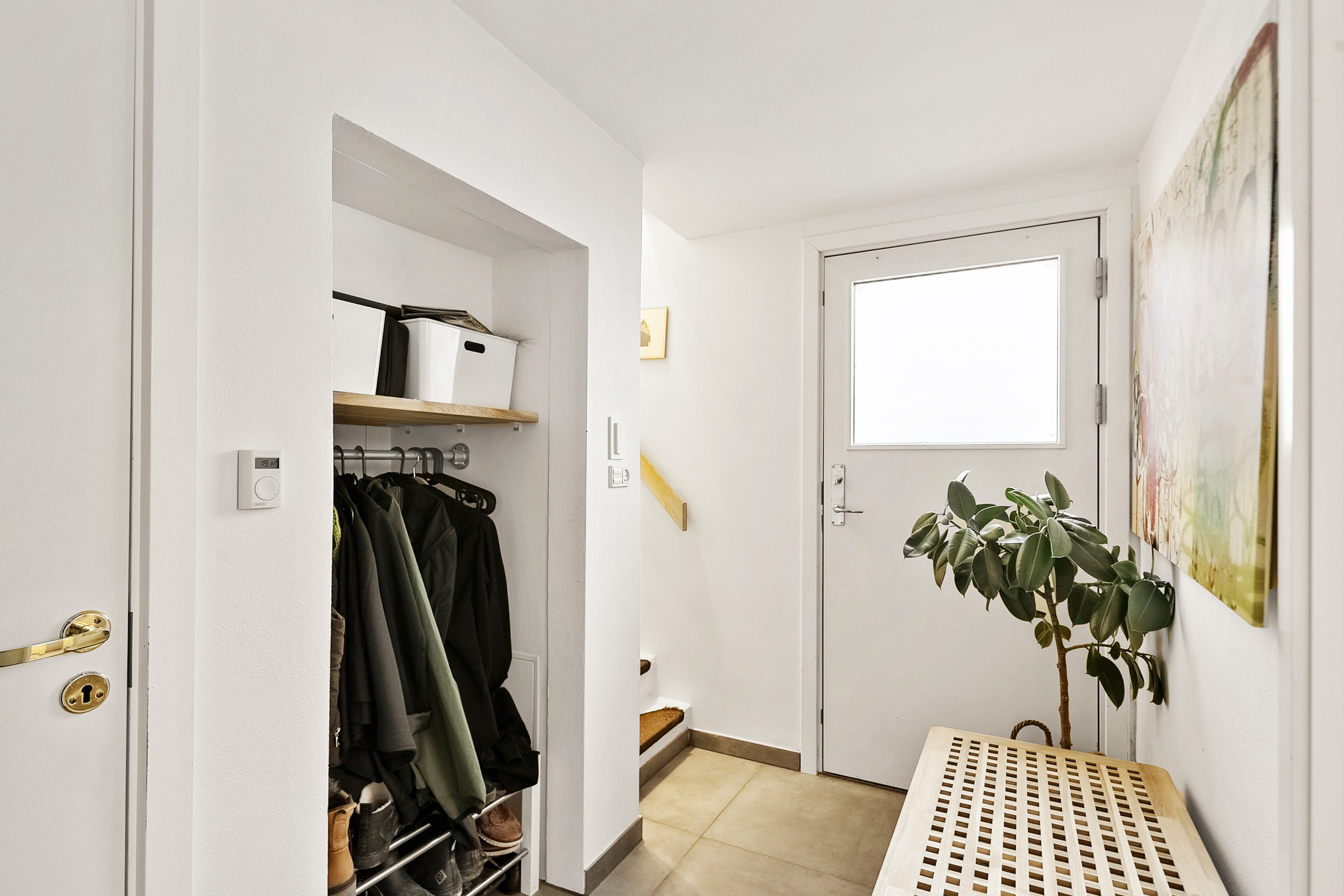 Fremhævet entré billede i fuldskærmstilstand. Billede af Bakkevænget 15, Risvangen, 8200 Aarhus N