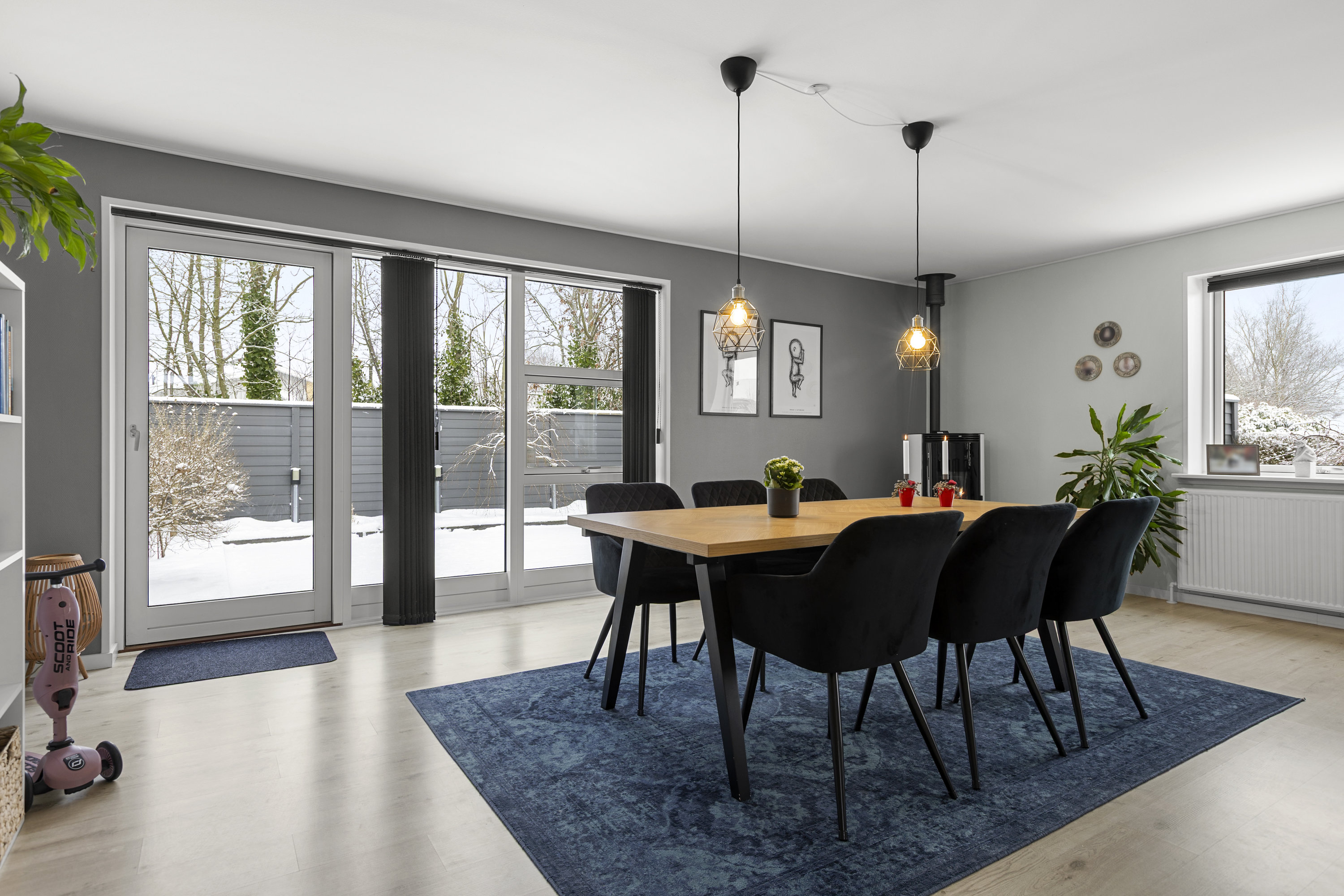 Fremhævet stue billede i fuldskærmstilstand. Billede af Agervænget 41, 4293 Dianalund