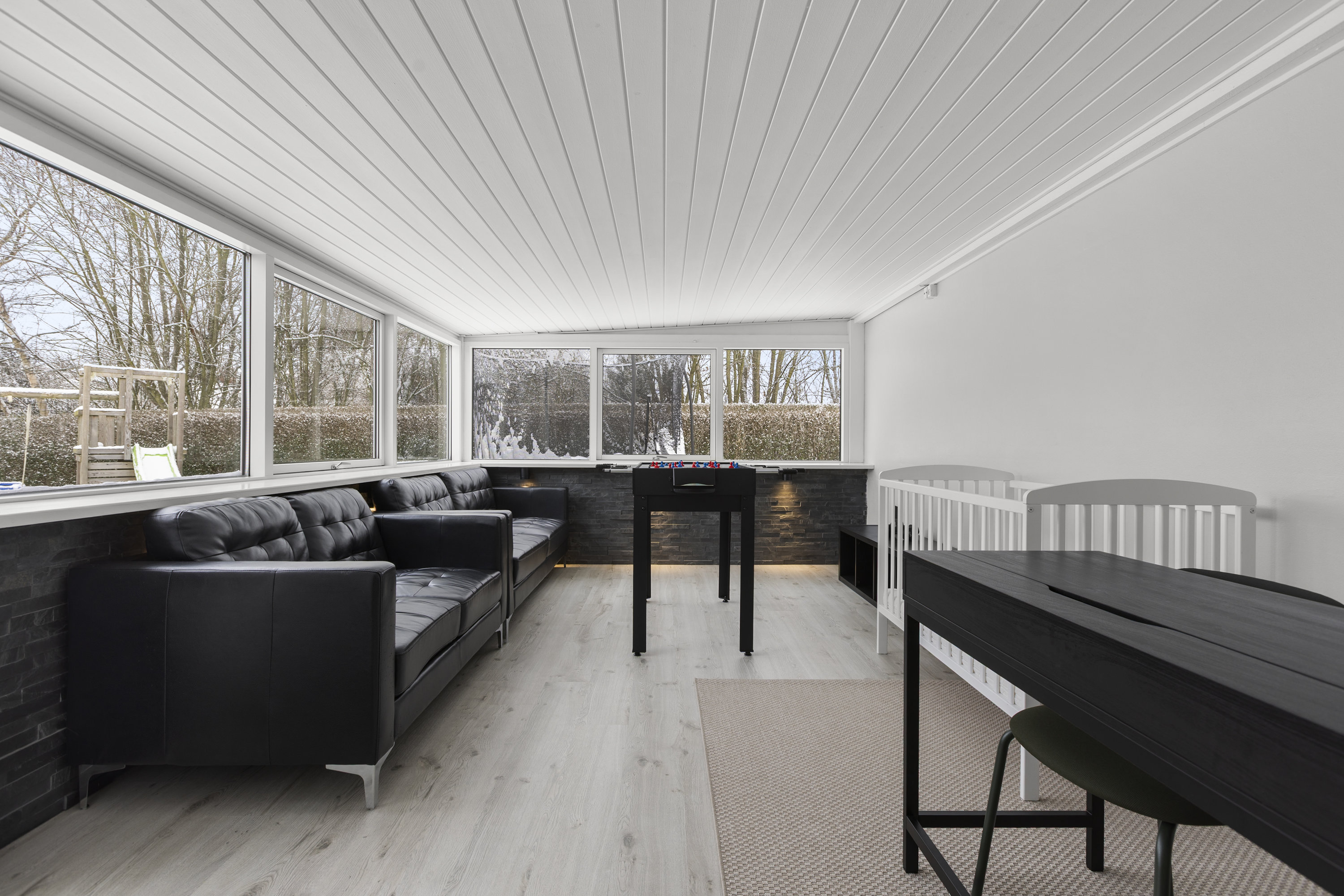 Fremhævet udestue billede i fuldskærmstilstand. Billede af Agervænget 41, 4293 Dianalund