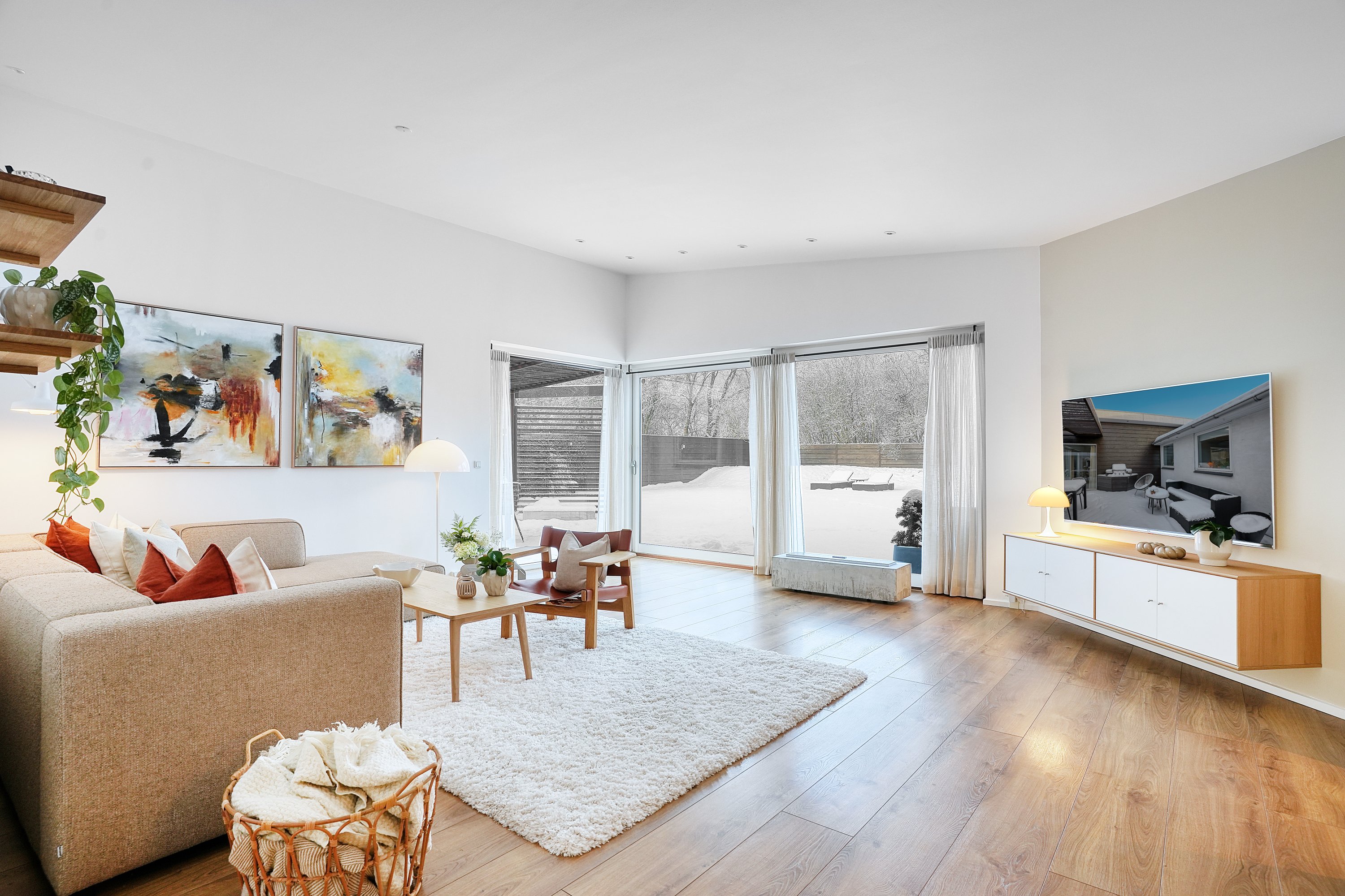 Fremhævet stue billede i fuldskærmstilstand. Billede af Damtoften 5, 2680 Solrød Strand