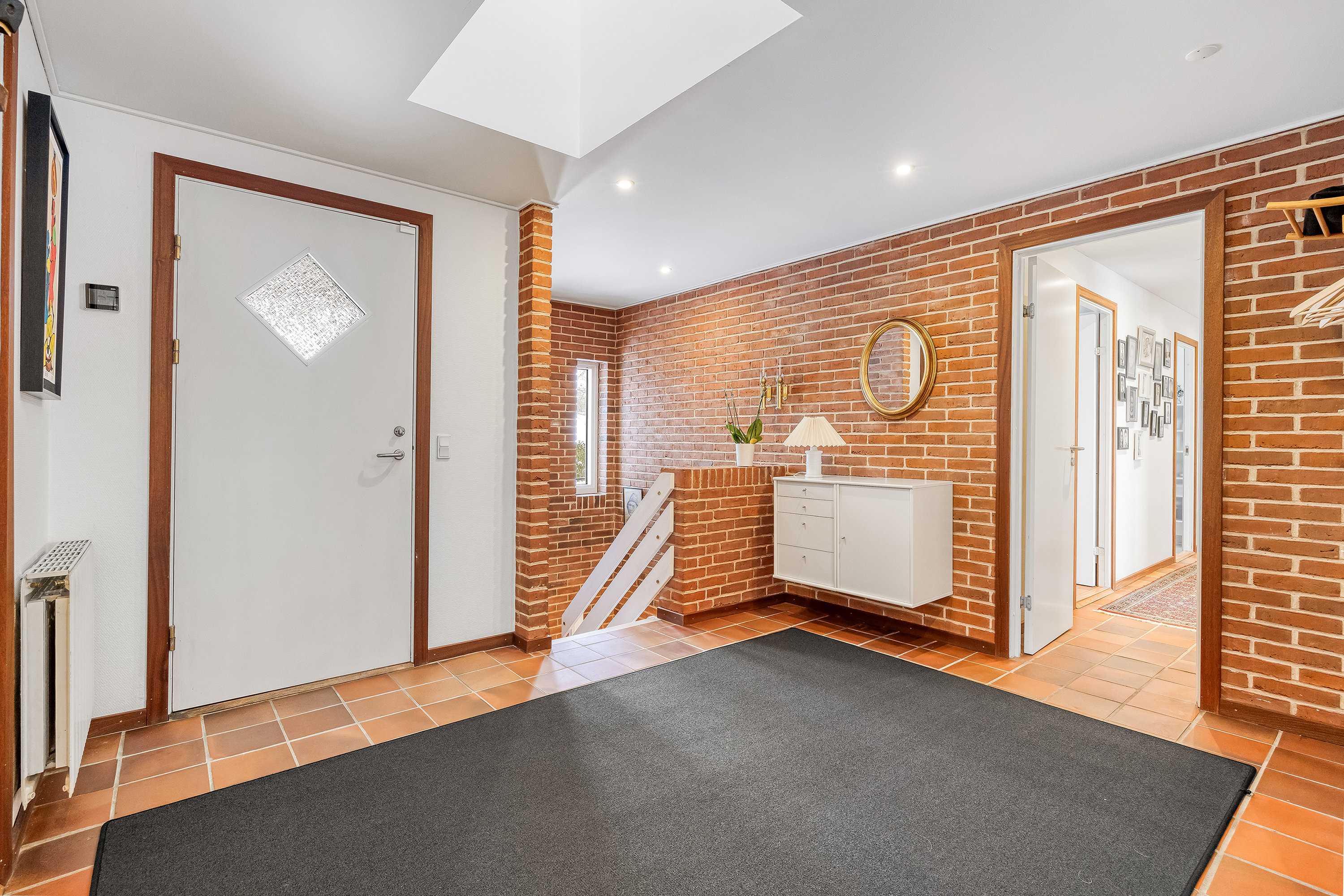 Fremhævet entré billede i fuldskærmstilstand. Billede af Rytterbakken 3, 3650 Ølstykke