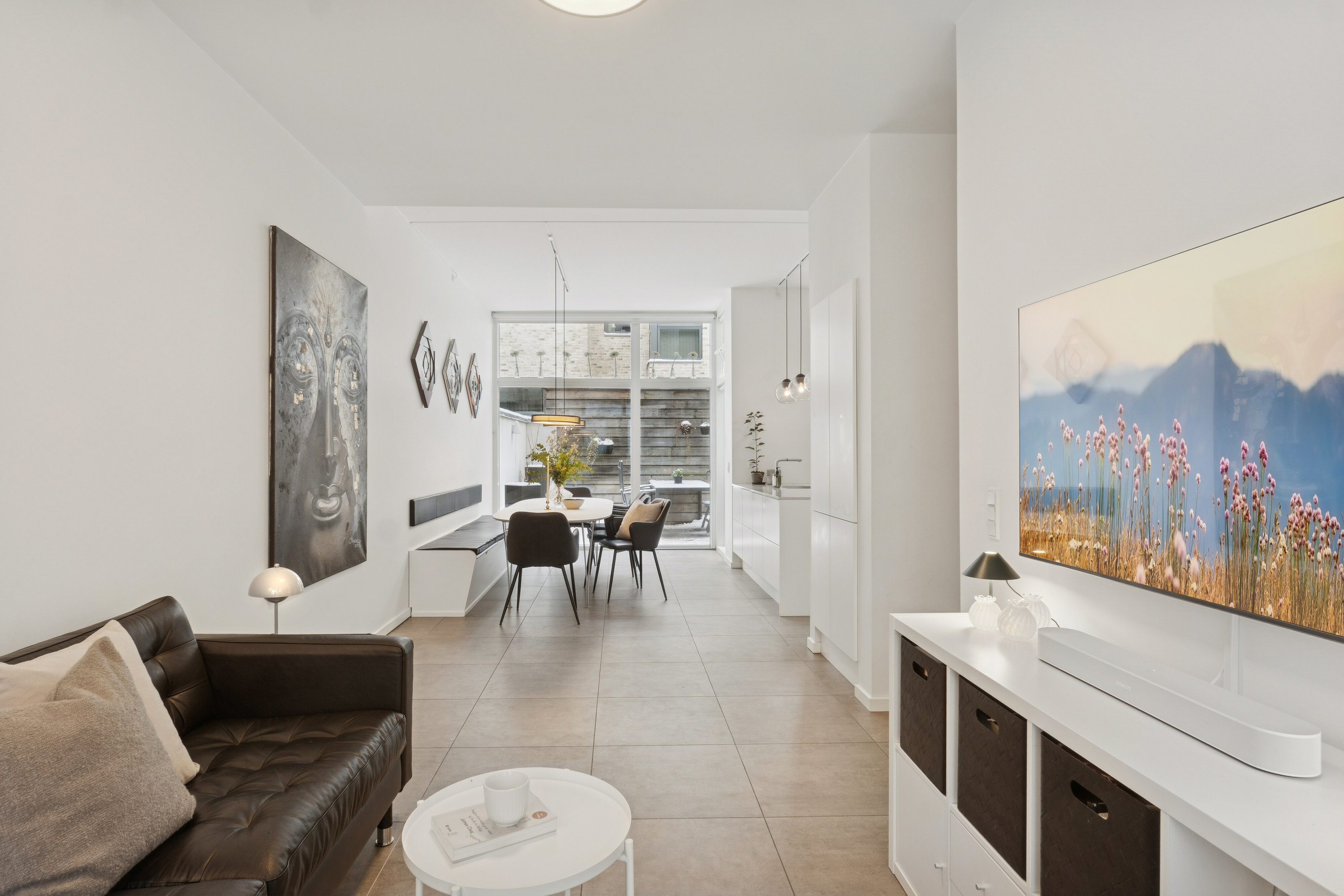 Fremhævet stue billede i fuldskærmstilstand. Billede af J.H. Deuntzers Gade 43, 2300 København S