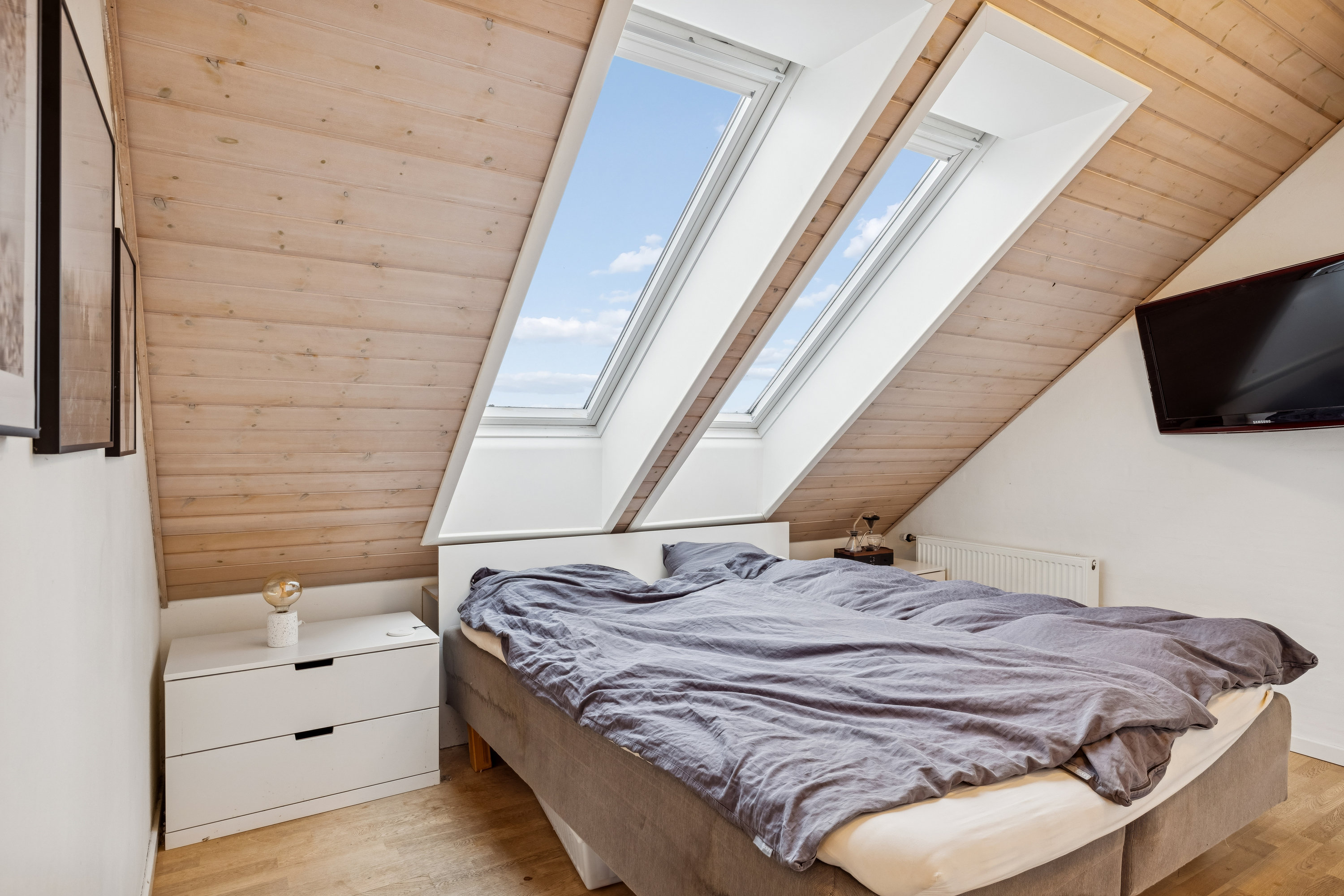 Fremhævet værelse billede i fuldskærmstilstand. Billede af Mælkevejen 7, 8541 Skødstrup