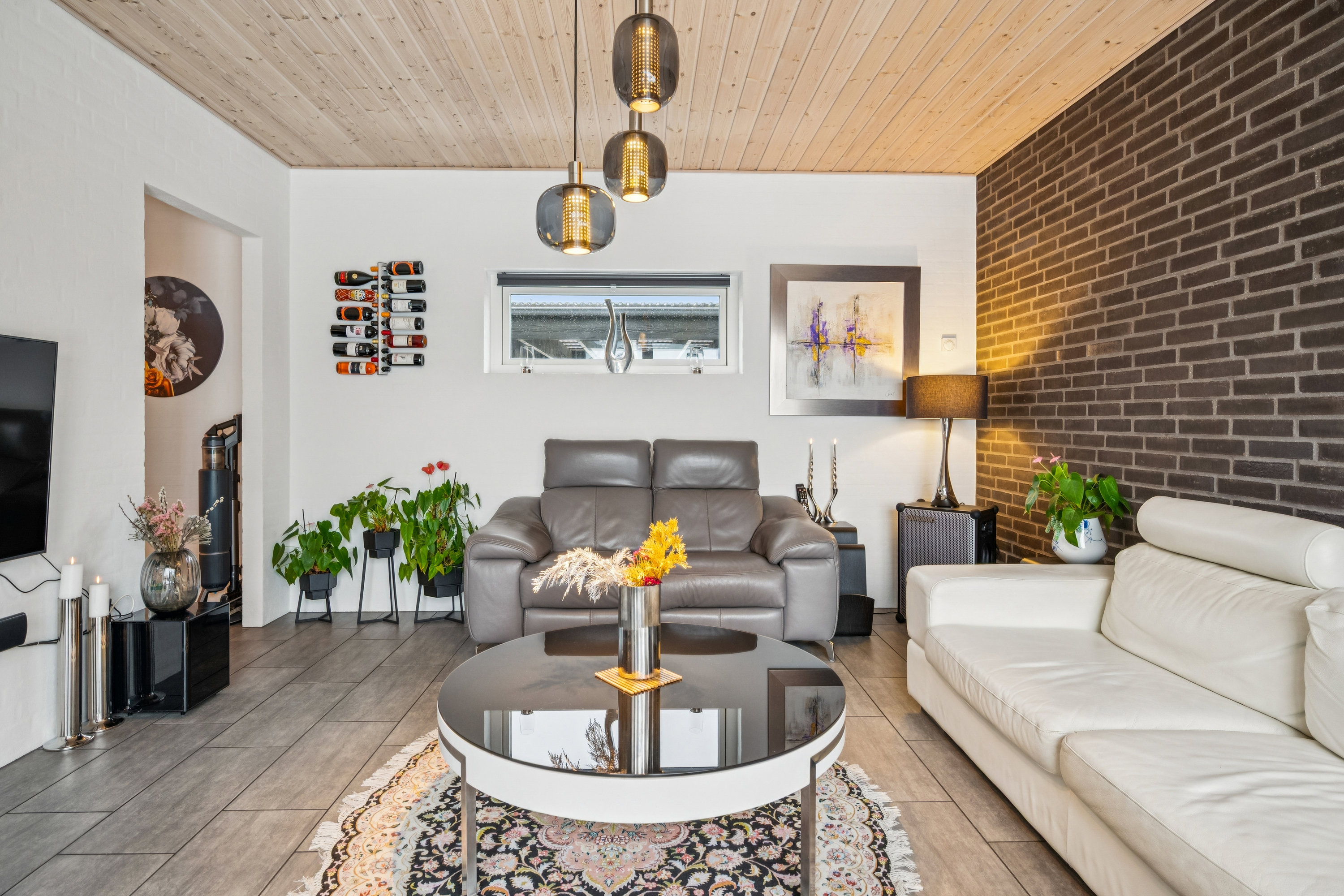 Fremhævet stue billede i fuldskærmstilstand. Billede af Strandvangsvej 21, 8250 Egå