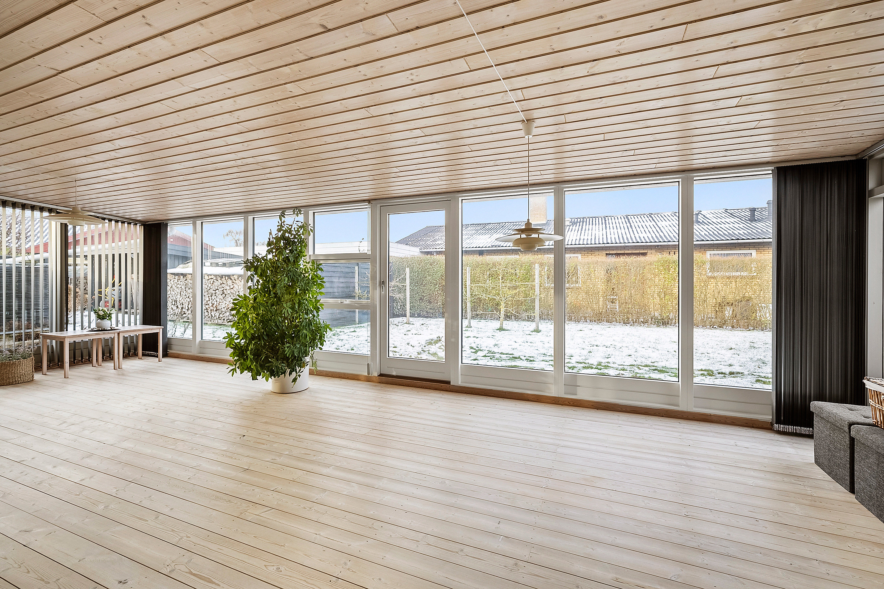 Fremhævet udestue billede i fuldskærmstilstand. Billede af Thorsvej 15, 4220 Korsør