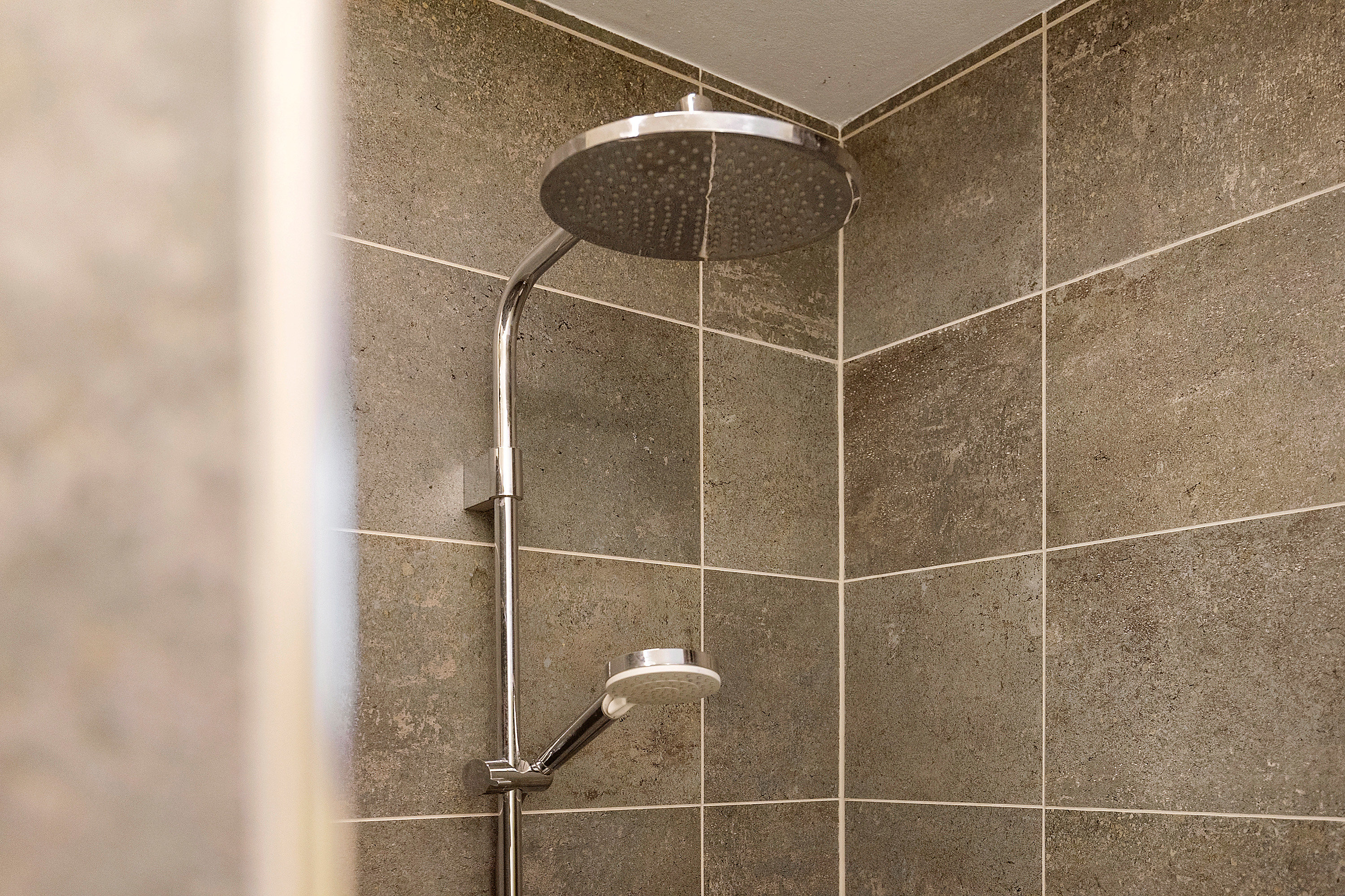 Fremhævet badeværelse billede i fuldskærmstilstand. Billede af Ølunden 17, 5330 Munkebo