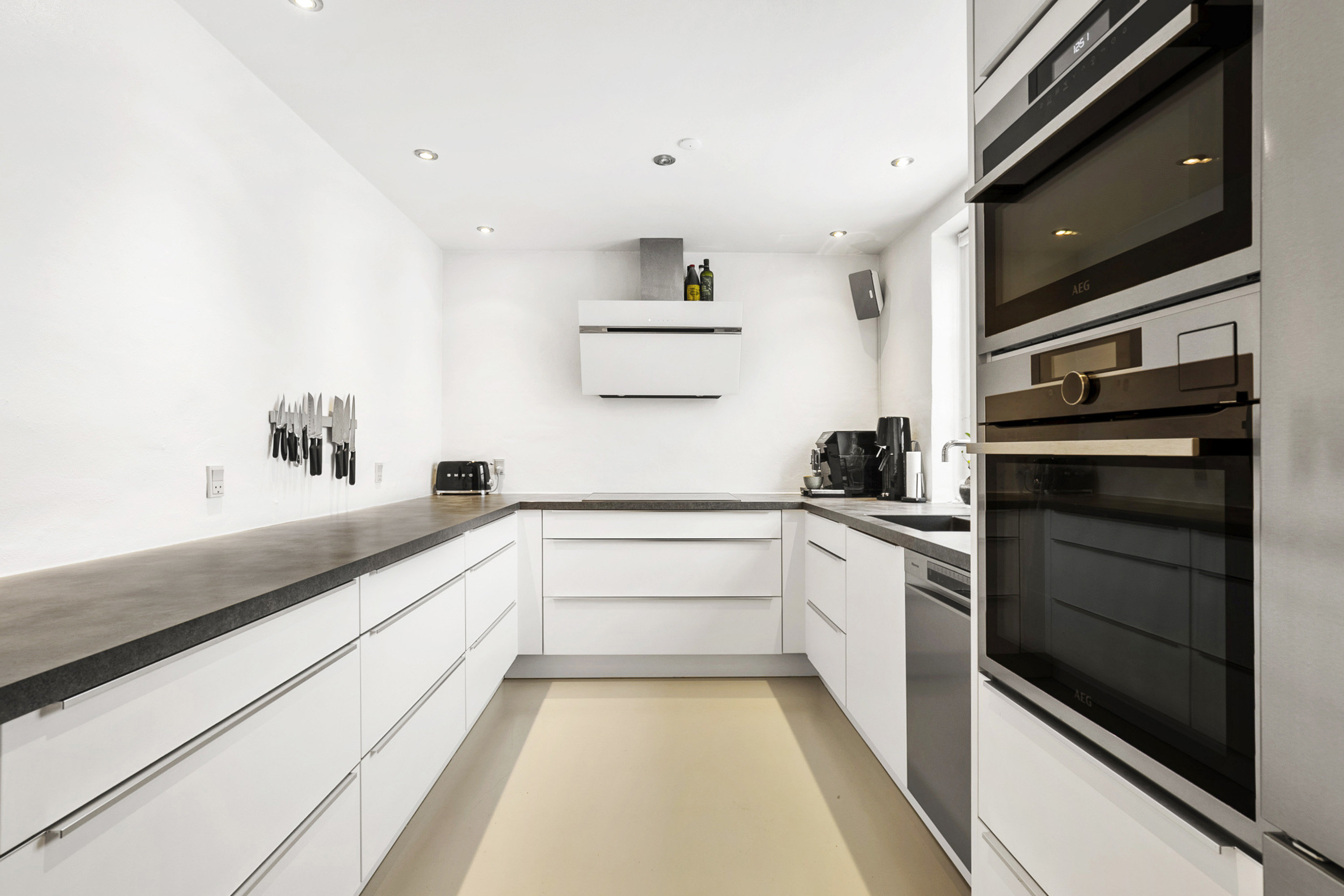 Fremhævet køkken billede i fuldskærmstilstand. Billede af Helsingborggade 27, 5000 Odense C