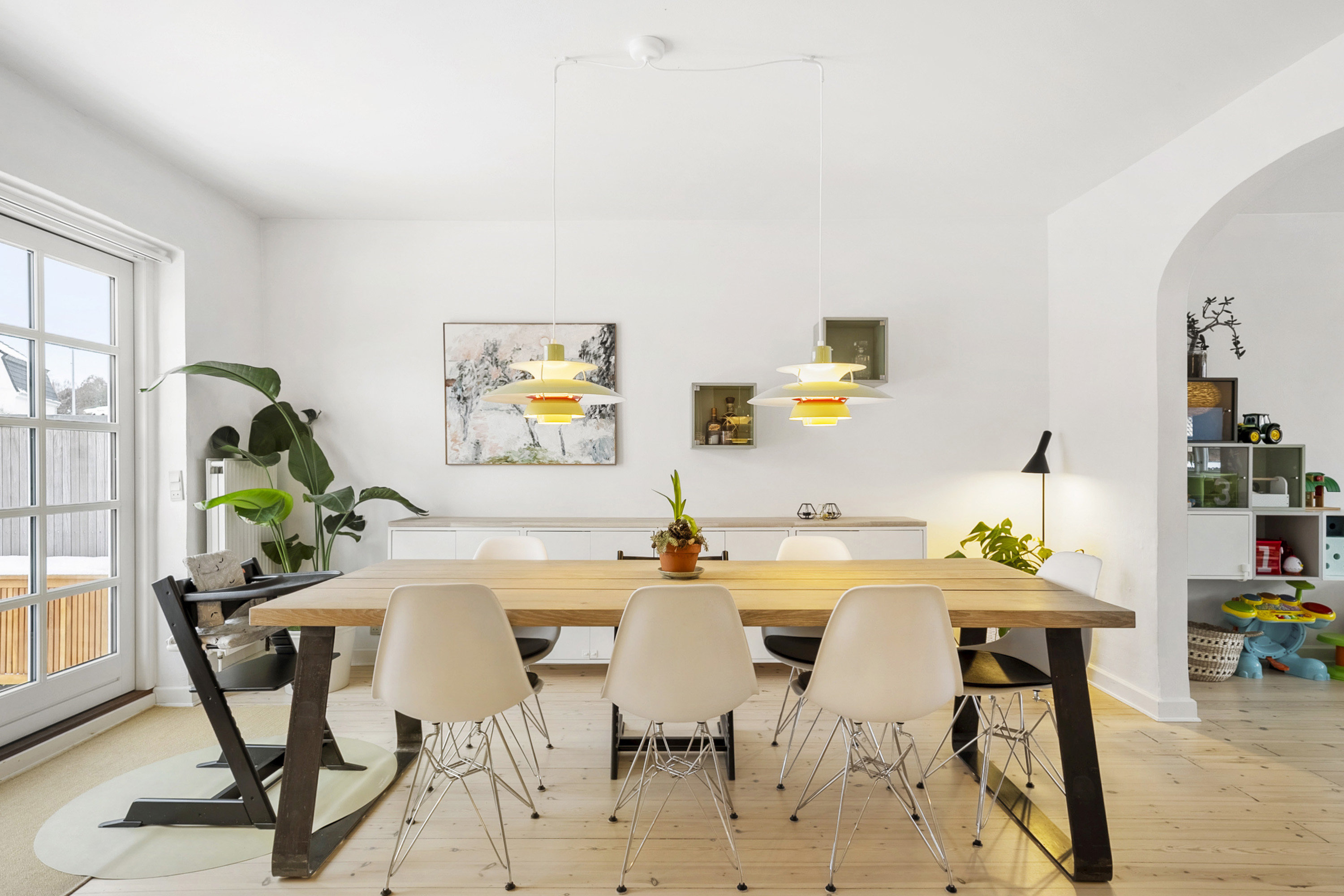 Fremhævet spisestue billede i fuldskærmstilstand. Billede af Helsingborggade 27, 5000 Odense C