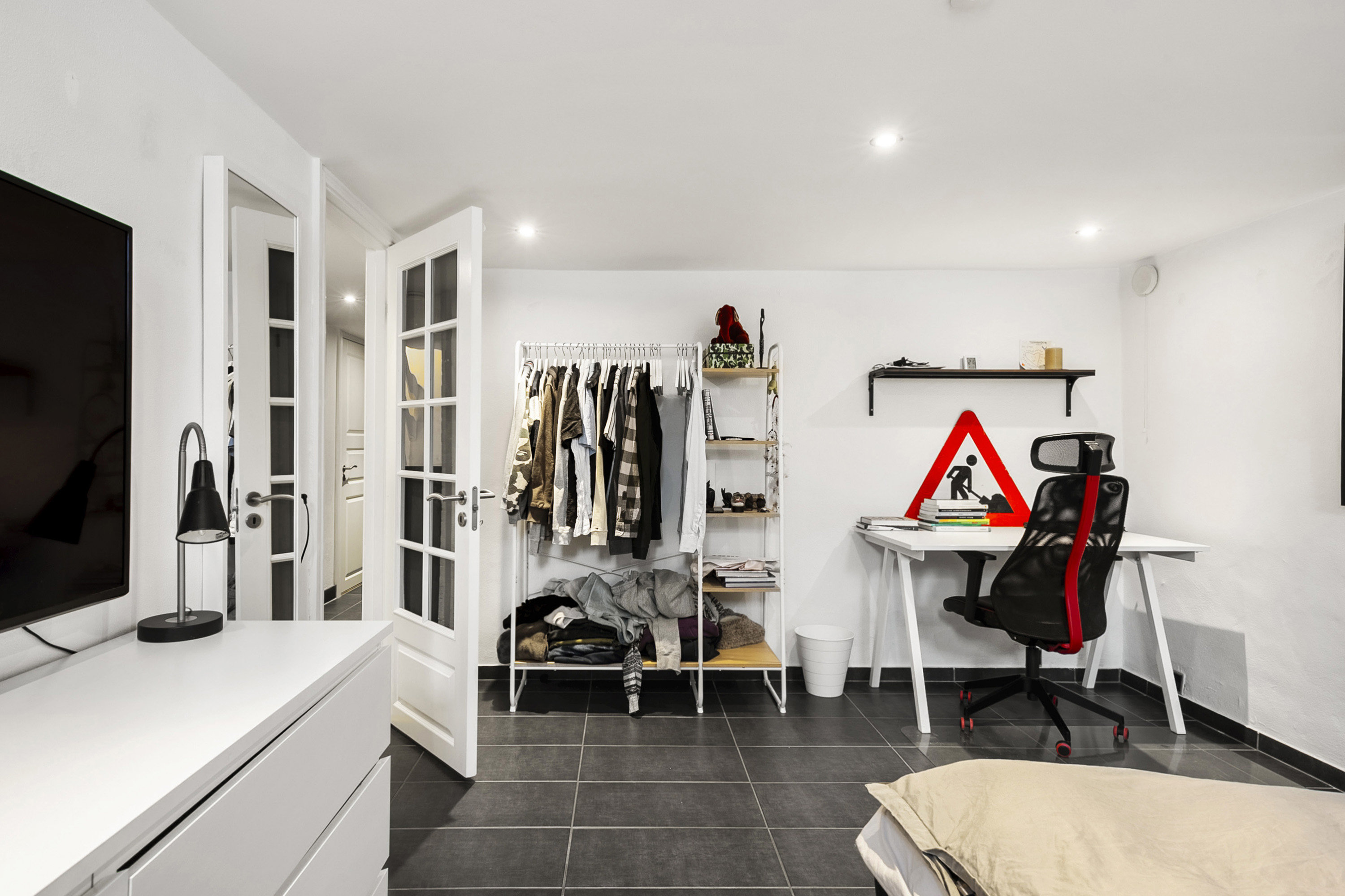 Fremhævet soveværelse billede i fuldskærmstilstand. Billede af Helsingborggade 27, 5000 Odense C