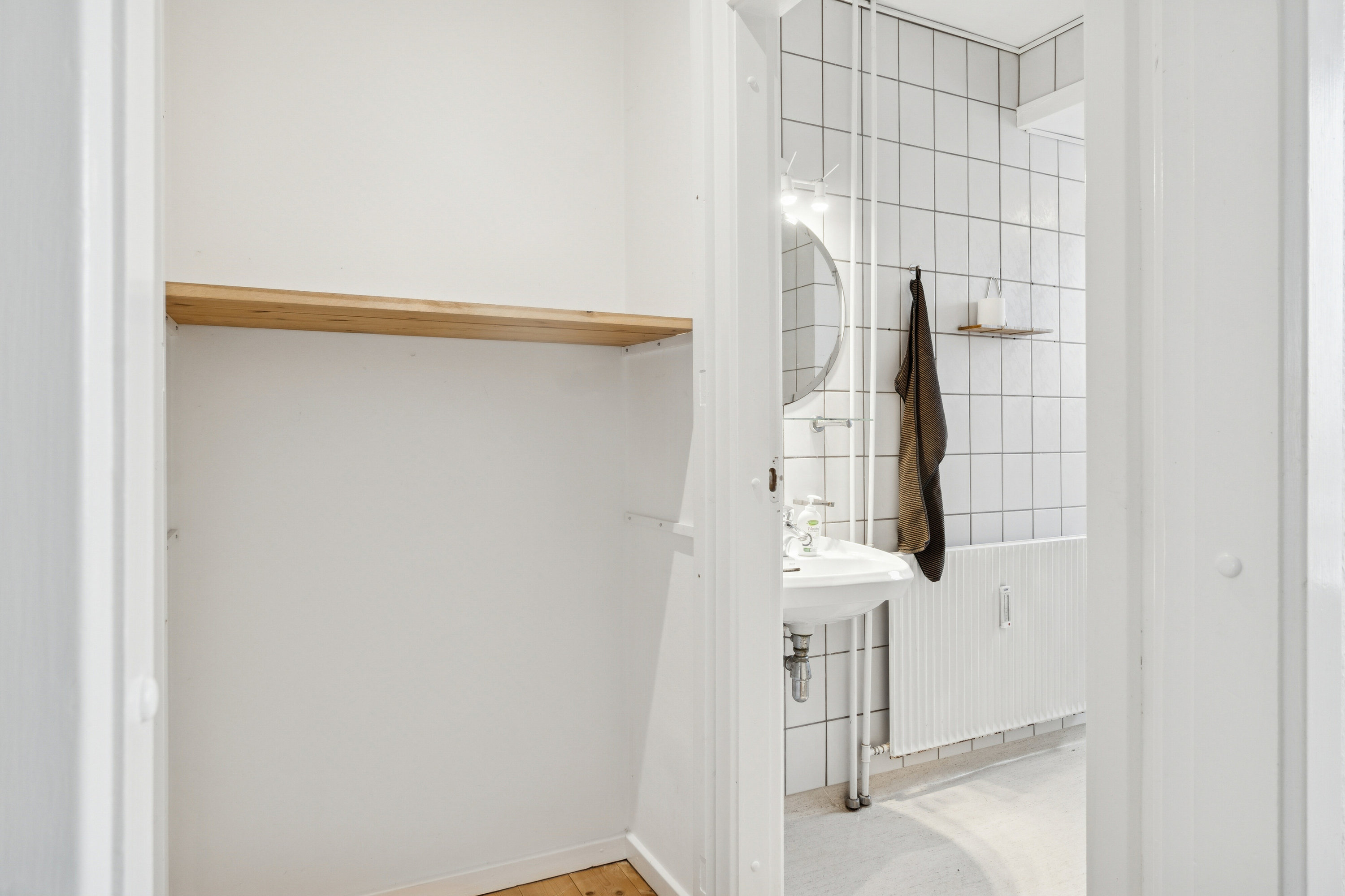 Fremhævet badeværelse billede i fuldskærmstilstand. Billede af Frederiksberggade 48, st.., 8600 Silkeborg