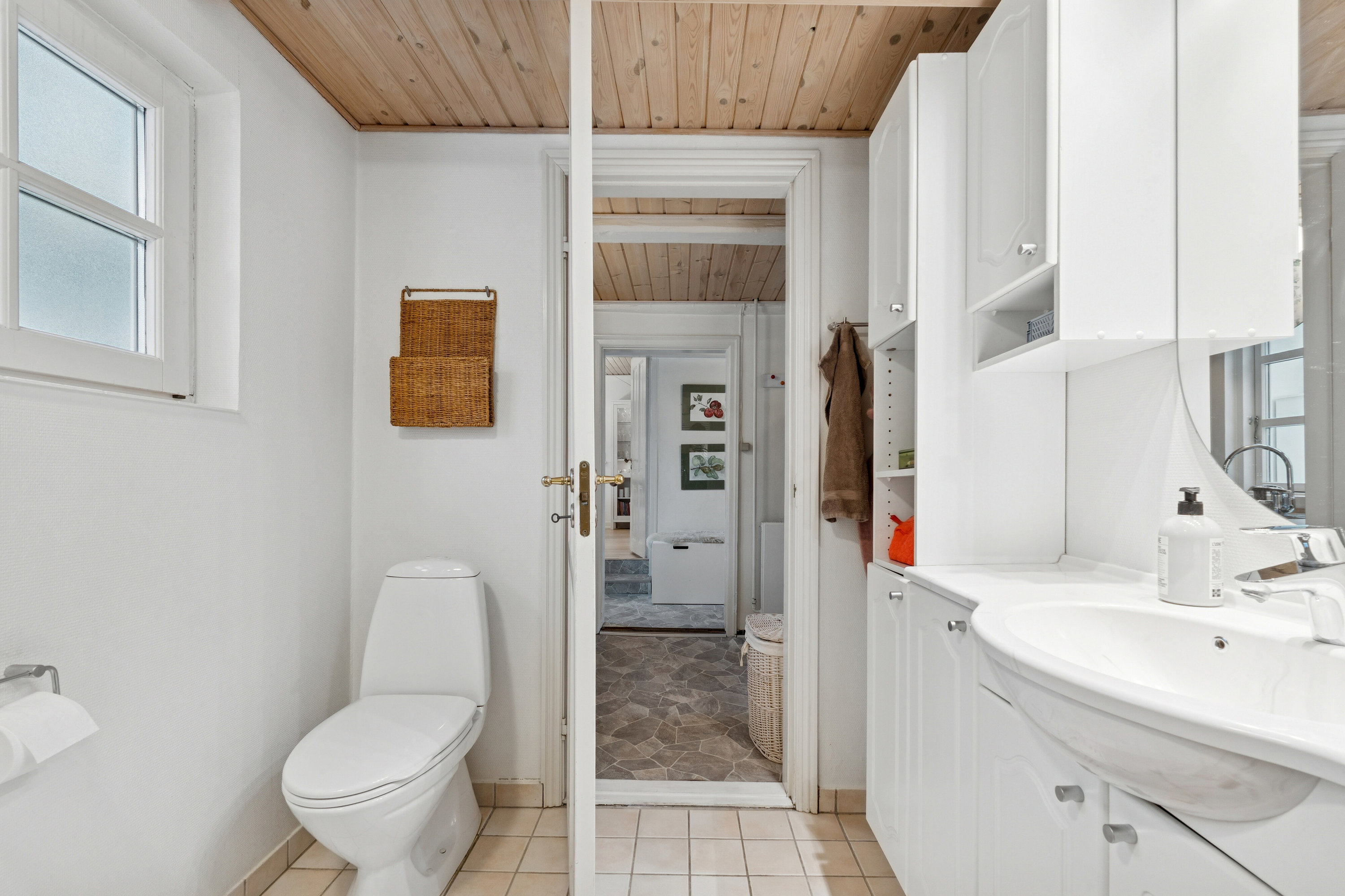 Fremhævet badeværelse billede i fuldskærmstilstand. Billede af Strandhuse 44, 5600 Faaborg