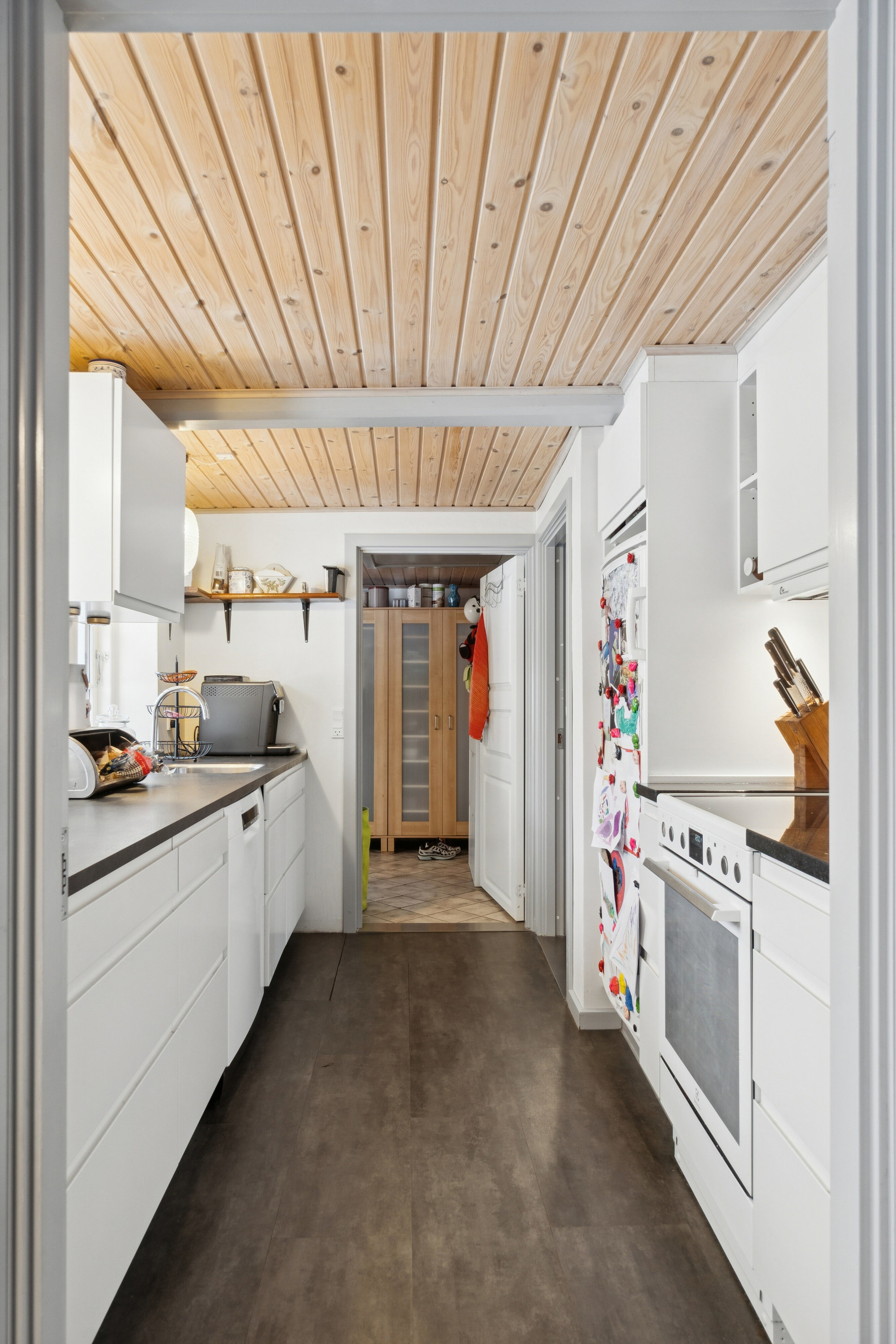 Fremhævet køkken billede i fuldskærmstilstand. Billede af Nederlandsvej 12, Gelsted, 4160 Herlufmagle