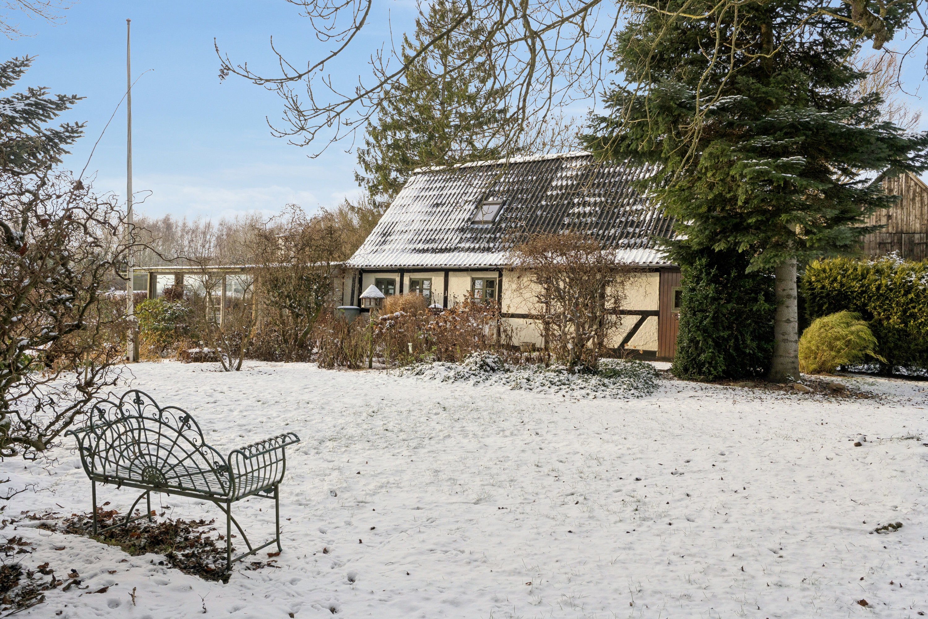 Fremhævet set fra vejen billede i fuldskærmstilstand. Billede af Terslev Overdrevsvej 8, 4690 Haslev