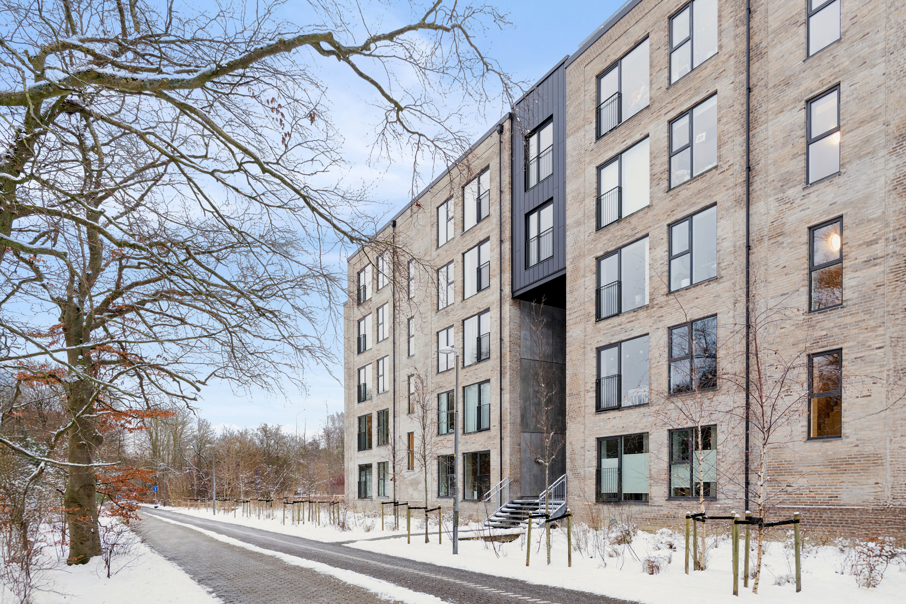 Fremhævet udendørs billede i fuldskærmstilstand. Billede af Plantagevej 49, 1. tv., 2610 Rødovre