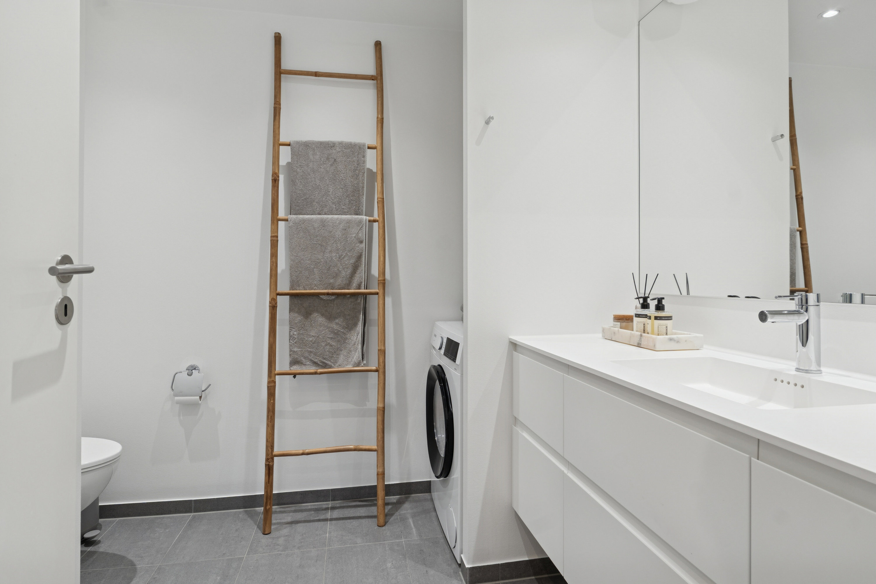 Fremhævet badeværelse billede i fuldskærmstilstand. Billede af Plantagevej 49, 1. tv., 2610 Rødovre