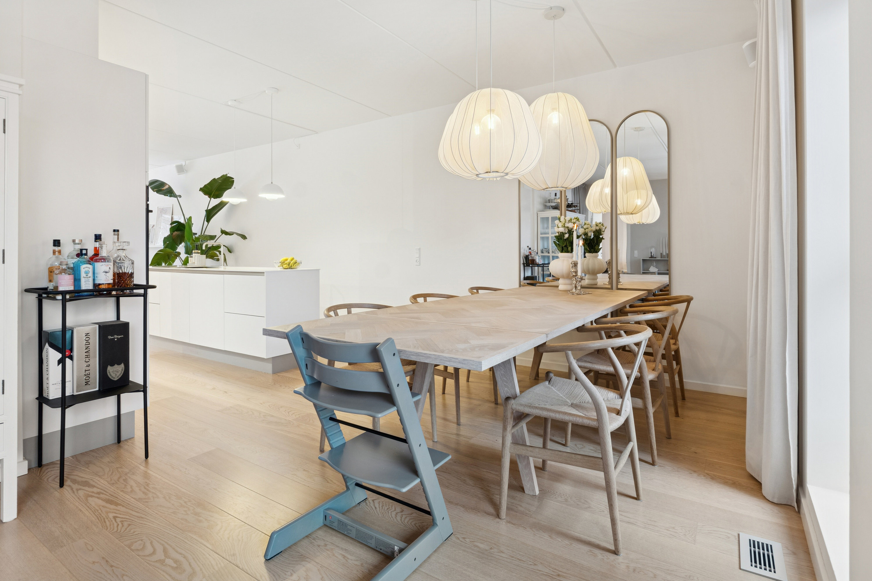 Fremhævet spisestue billede i fuldskærmstilstand. Billede af Plantagevej 49, 1. tv., 2610 Rødovre