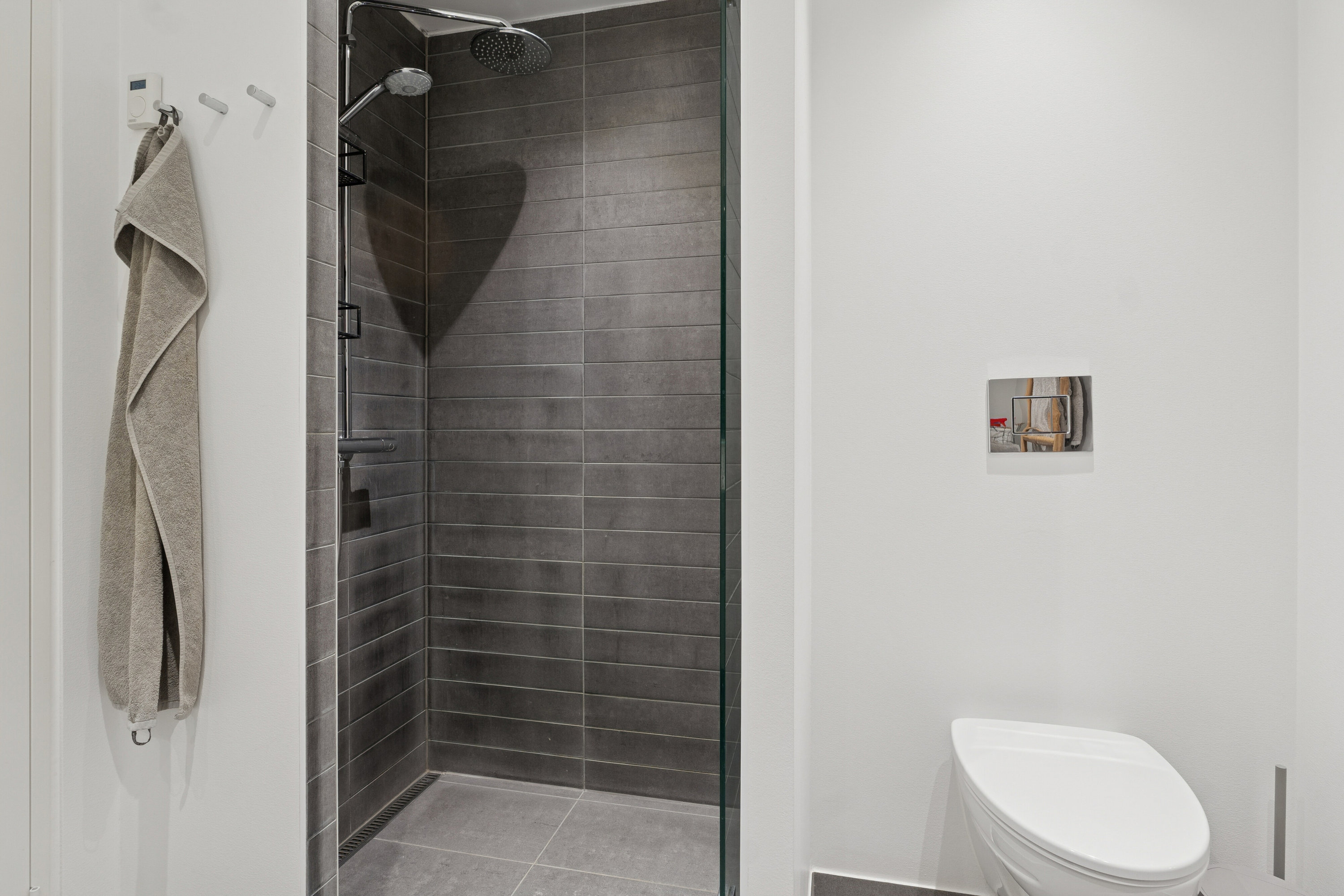 Fremhævet badeværelse billede i fuldskærmstilstand. Billede af Plantagevej 49, 1. tv., 2610 Rødovre