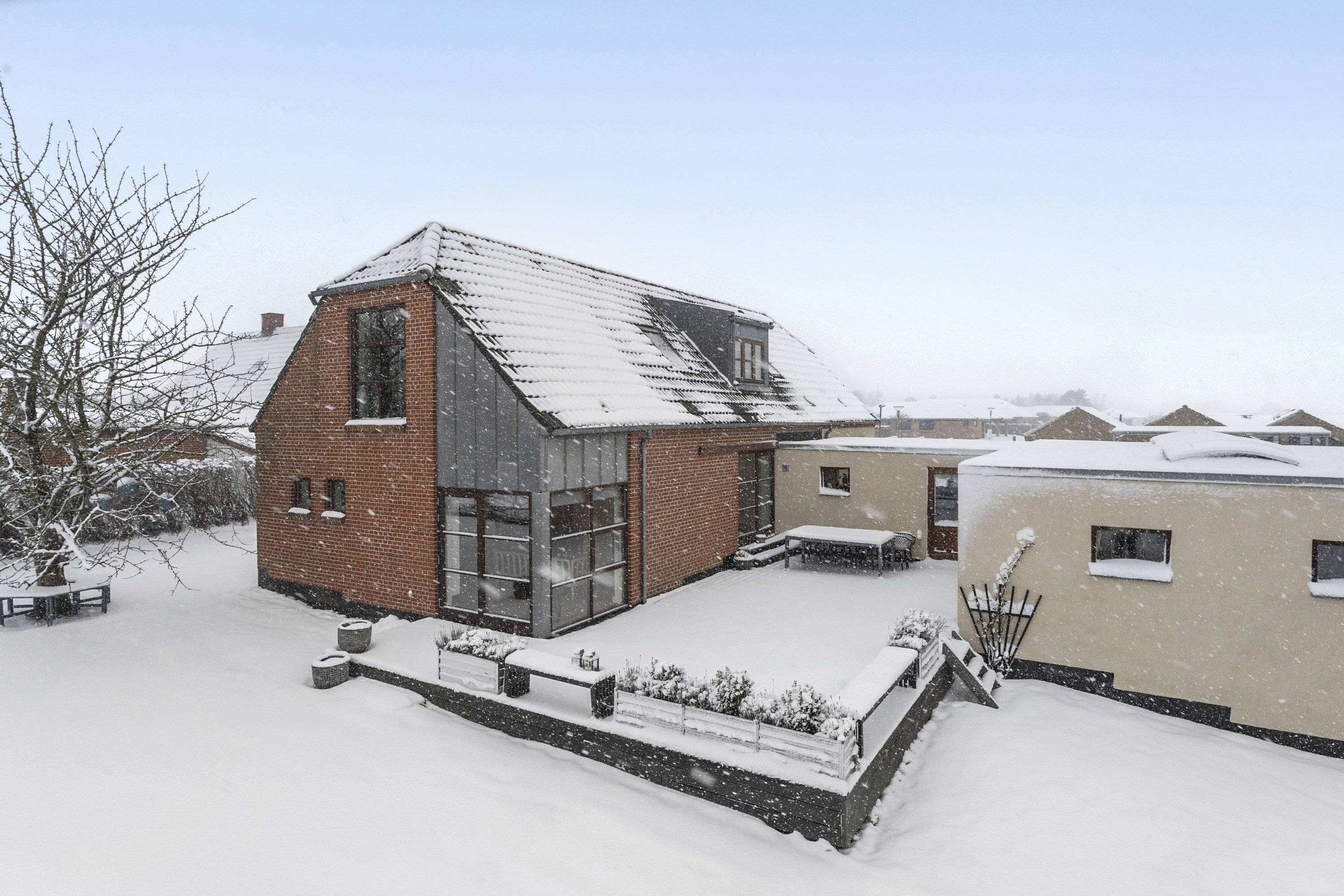 Villa: Ejendommen på Tværvej 4, 8783 Hornsyld