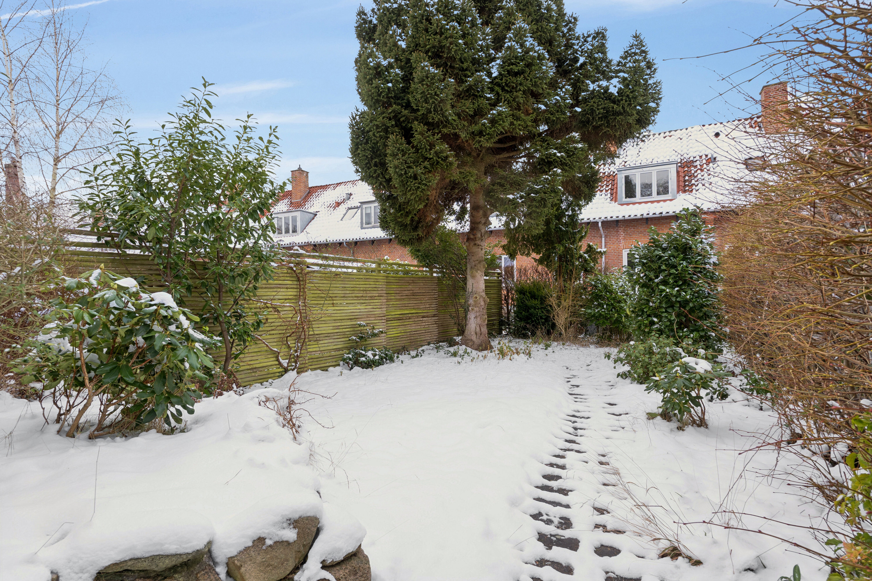Fremhævet udendørs billede i fuldskærmstilstand. Billede af Lyngtoften 20, 2800 Kongens Lyngby