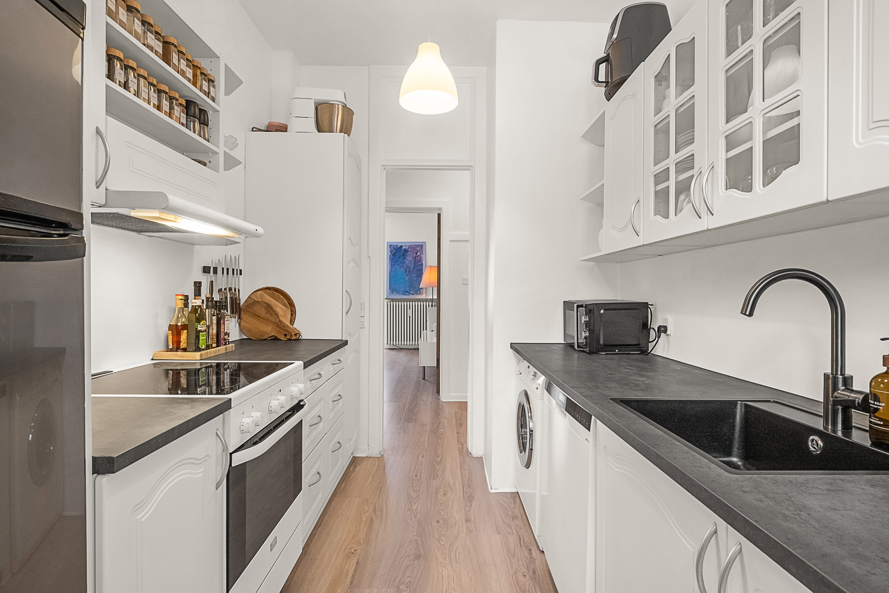 Fremhævet køkken billede i fuldskærmstilstand. Billede af Harald Jensens Plads 17, st.. th., 8000 Aarhus C