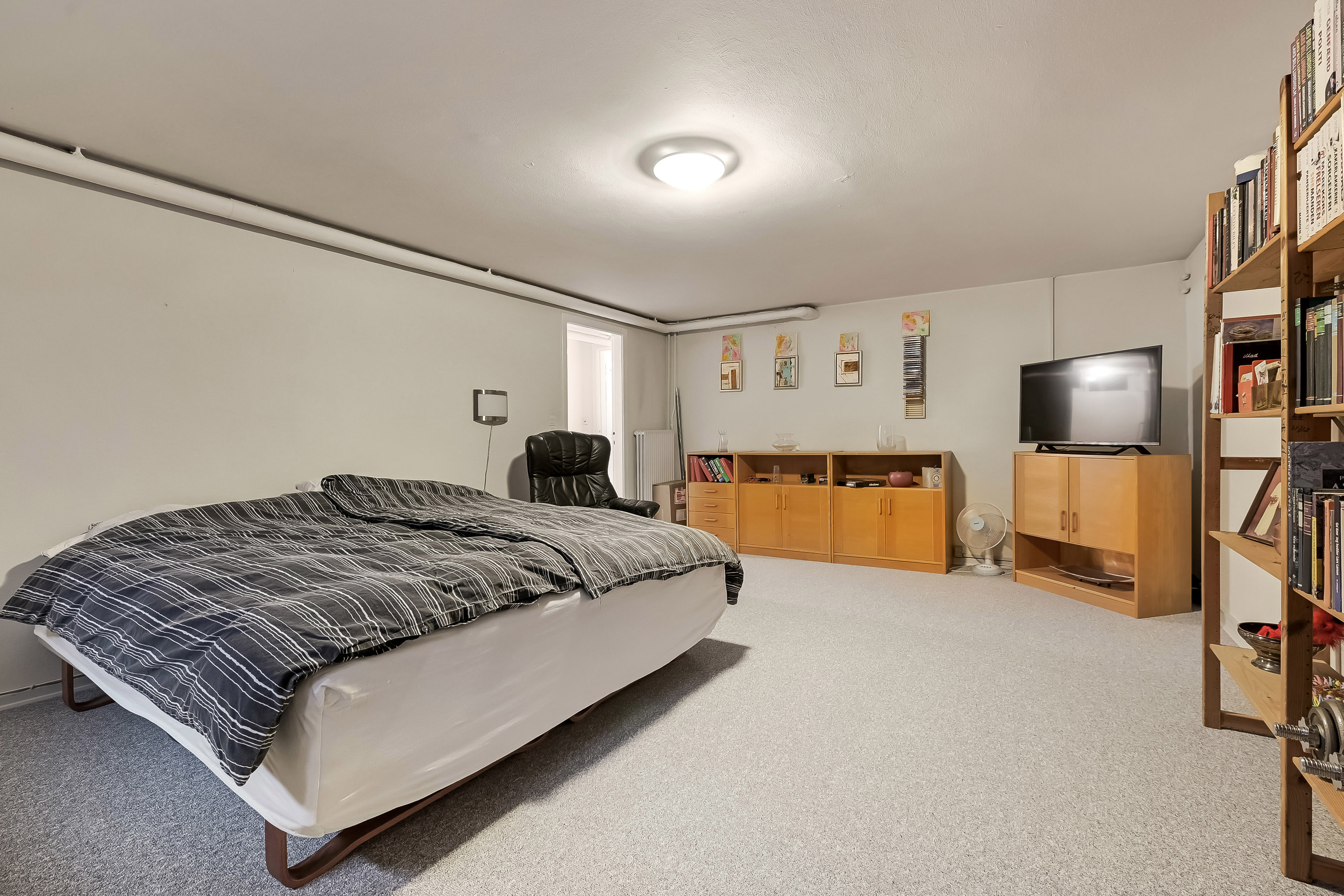 Fremhævet værelse billede i fuldskærmstilstand. Billede af Peder Gydes Vej 25, 6700 Esbjerg