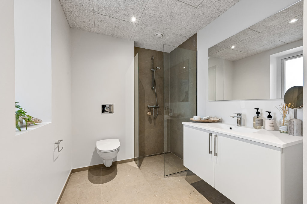 Fremhævet  billede i fuldskærmstilstand. Billede af Kløverparken 2, 1. F., Snejbjerg, 7400 Herning