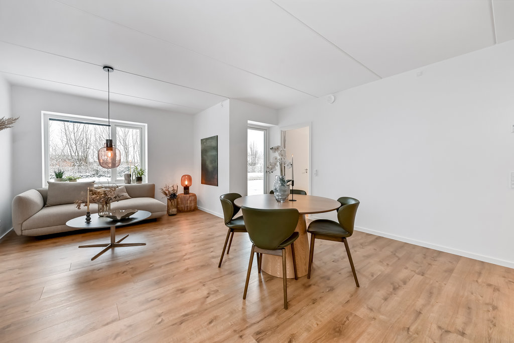 Fremhævet  billede i fuldskærmstilstand. Billede af Kløverparken 2, 1. F., Snejbjerg, 7400 Herning