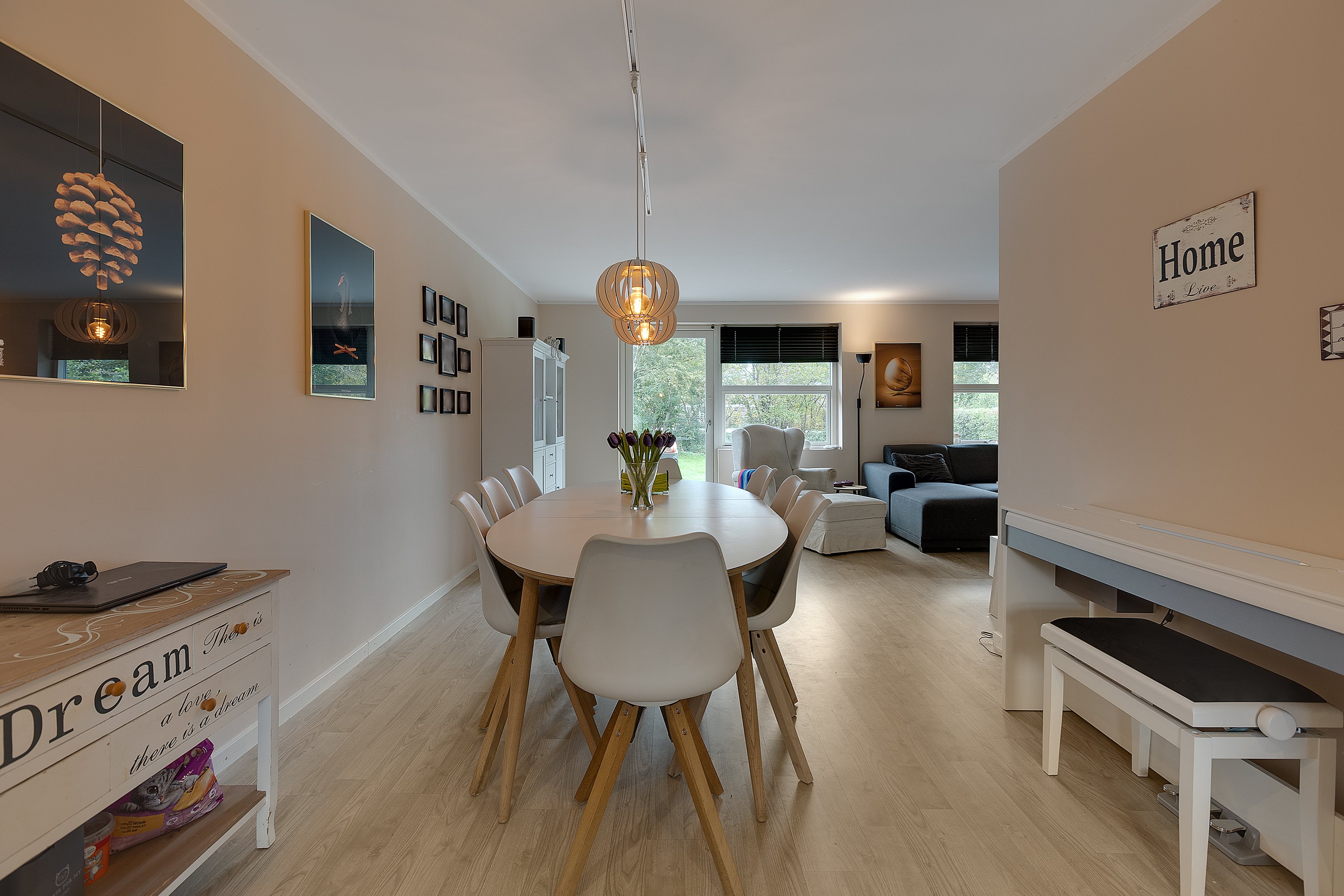 Fremhævet spisestue billede i fuldskærmstilstand. Billede af Refmosevej 1B, Fløng, 2640 Hedehusene