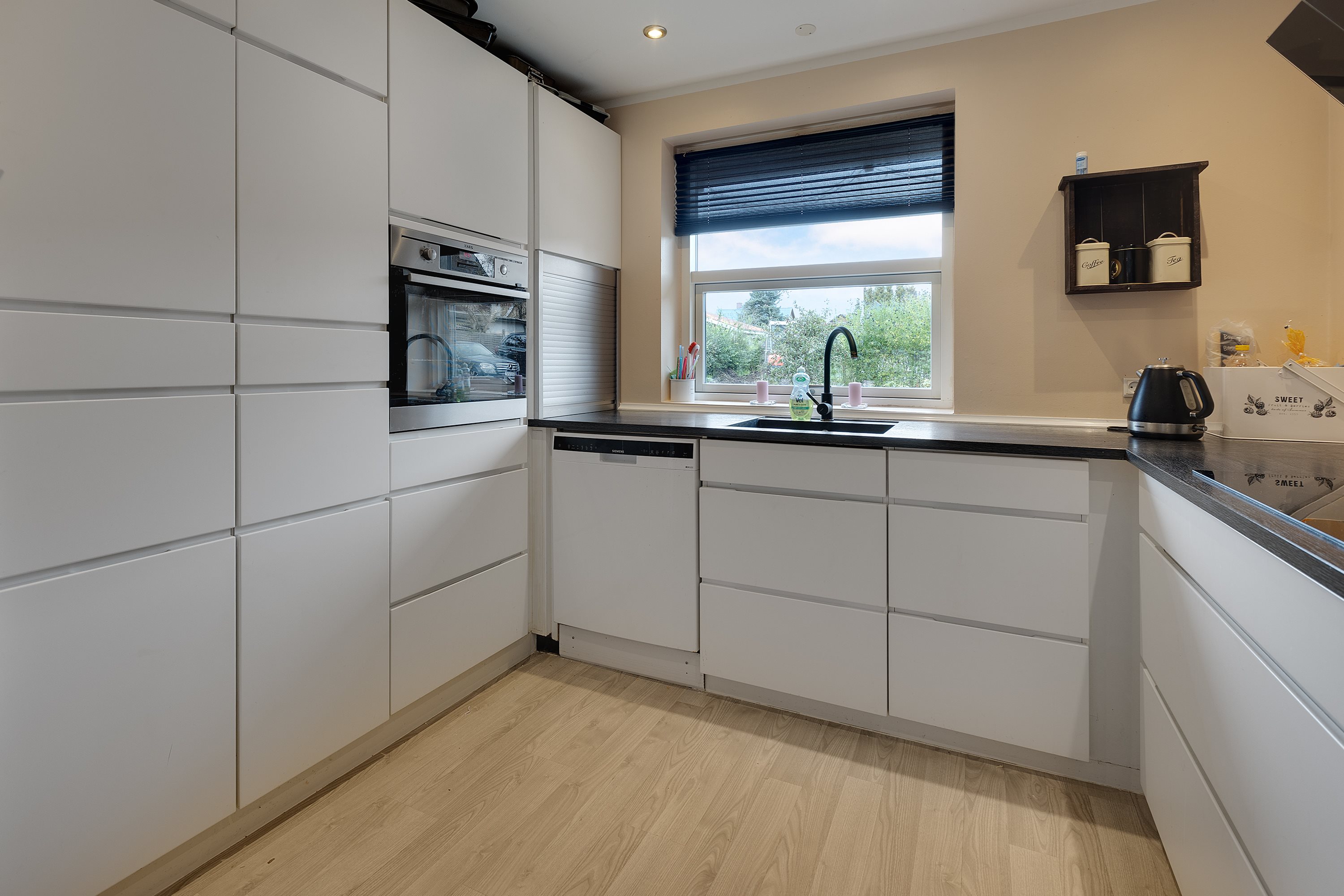 Fremhævet køkken billede i fuldskærmstilstand. Billede af Refmosevej 1B, Fløng, 2640 Hedehusene