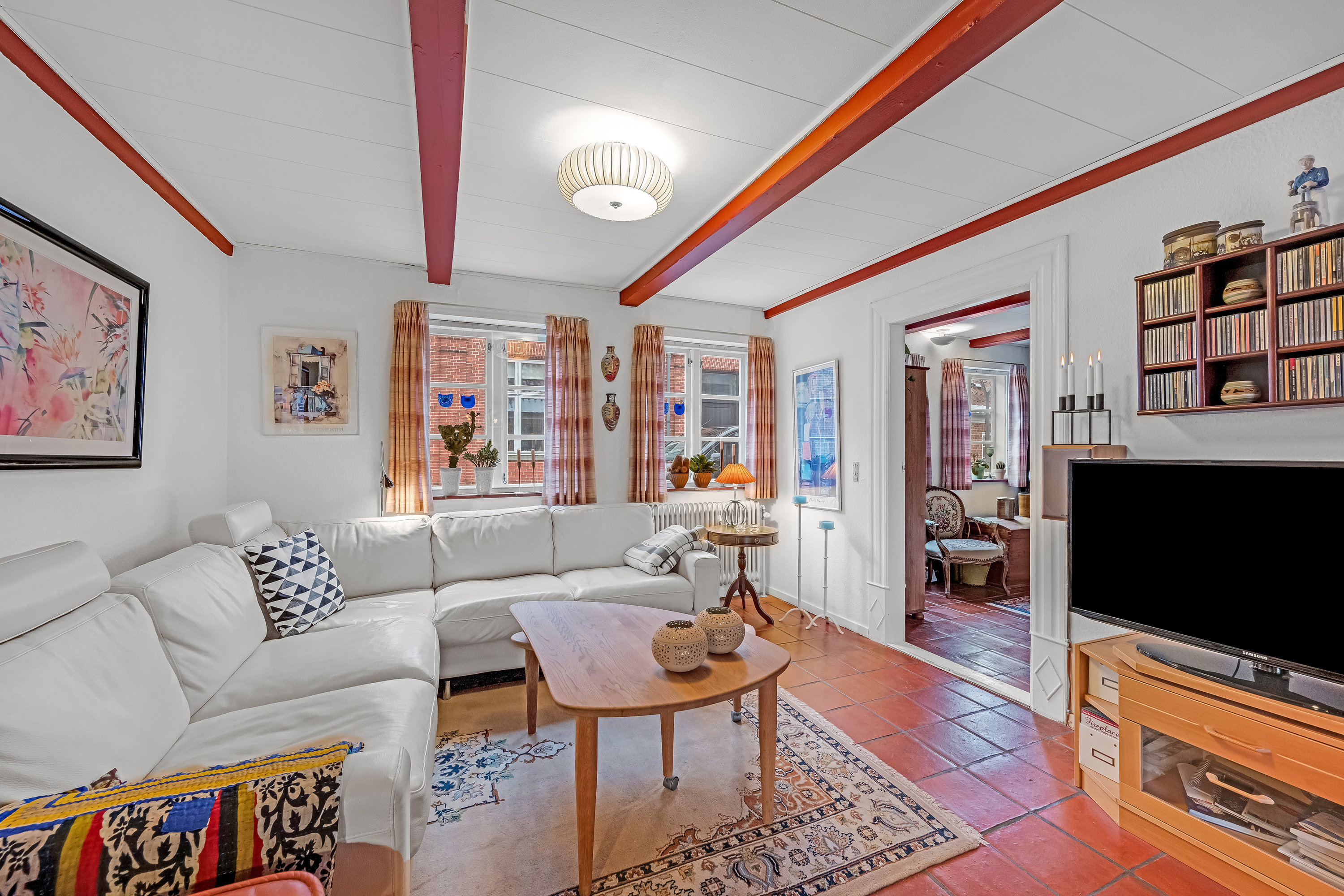 Fremhævet stue billede i fuldskærmstilstand. Billede af Østergade 5, 6950 Ringkøbing