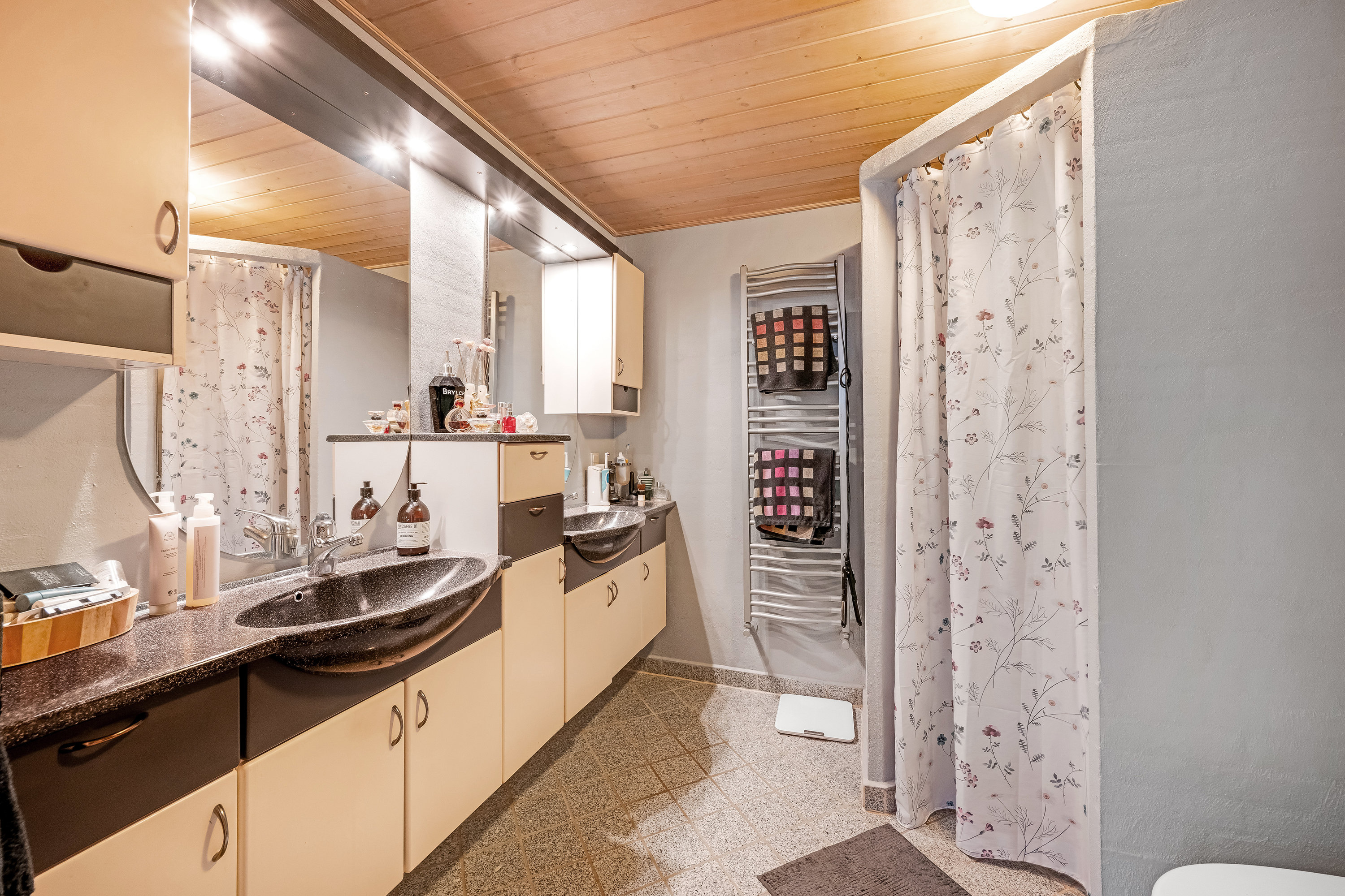 Fremhævet badeværelse billede i fuldskærmstilstand. Billede af Østergade 5, 6950 Ringkøbing